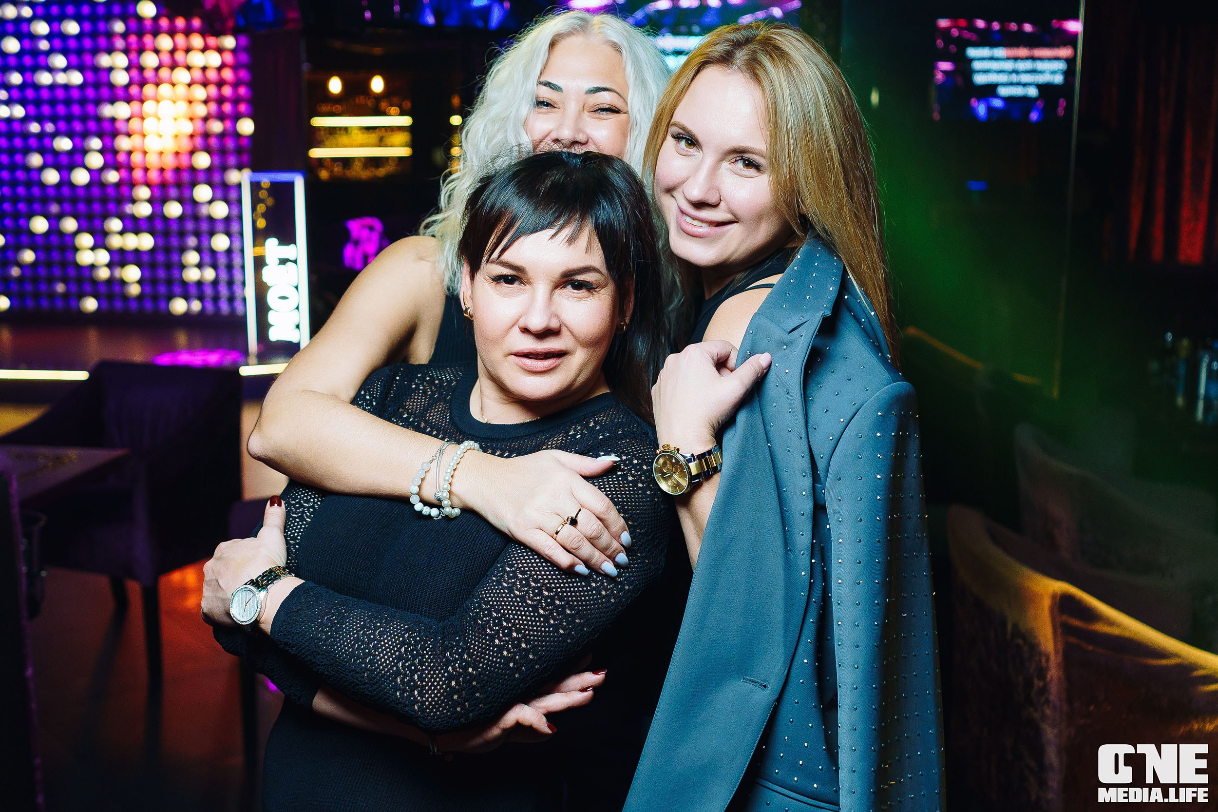 Фоторепортаж из караоке-клуба Эйфория. One Media Life: фоторепортажи, фотоотчеты с мероприятий и заведений