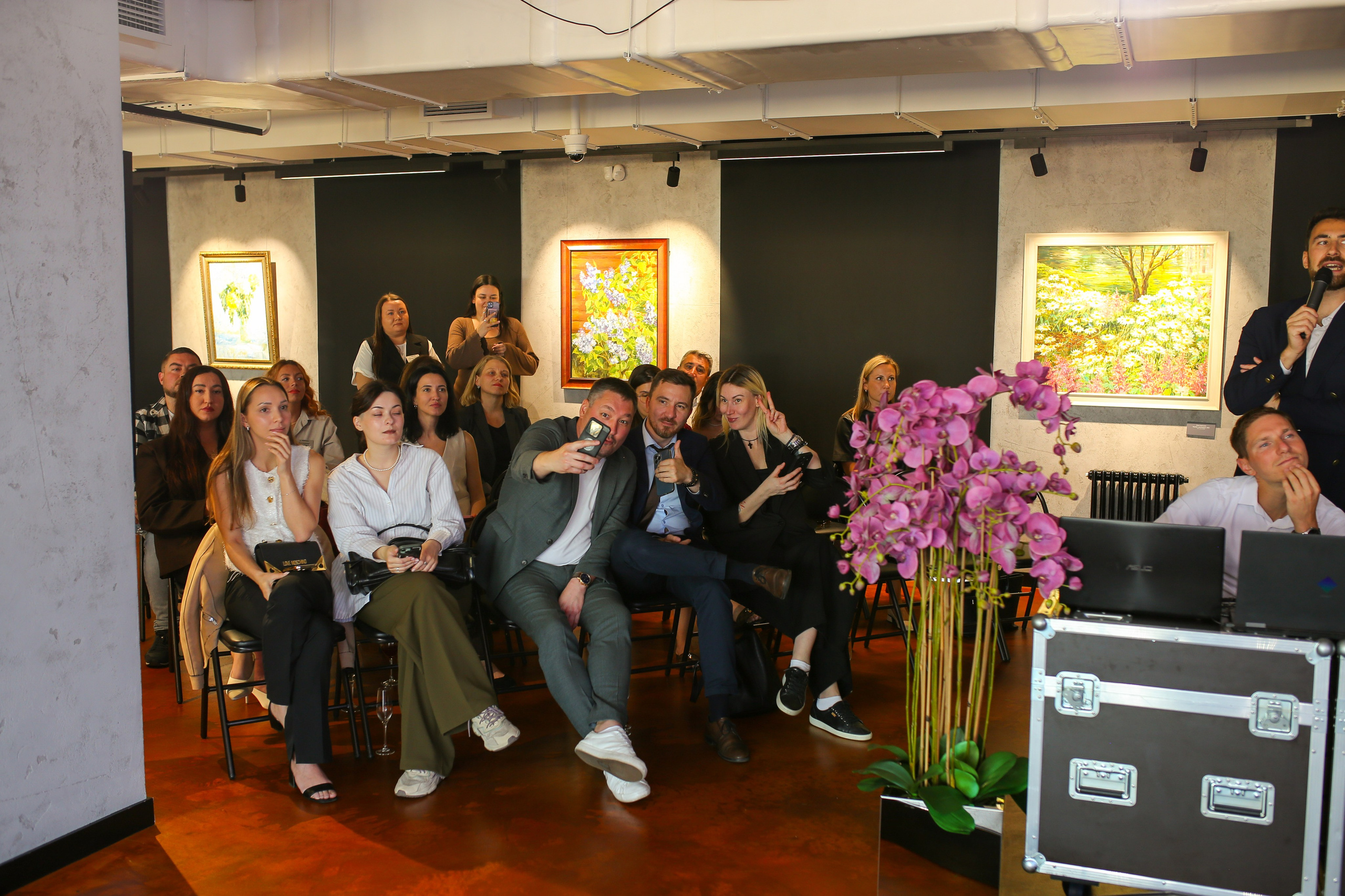 Репортаж Арт-пространство  Zarenkov Gallery, Адвекс — Новостройки, подведение итогов года. Свадебный и Репортажный фотограф в Санкт-Петербурге