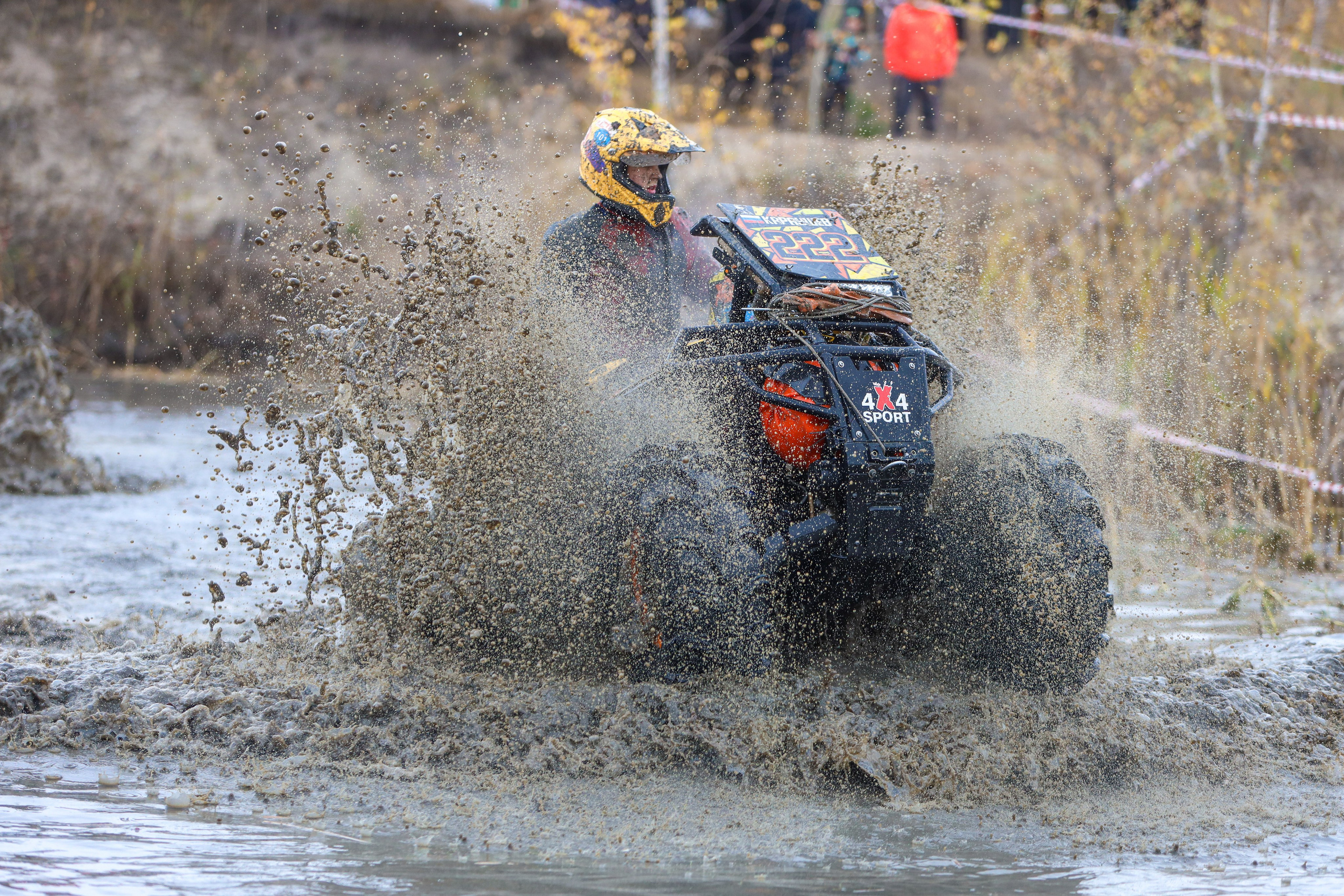 Гонки на квадроциклах Грязевое кольцо. Спортивный фотограф в Самаре