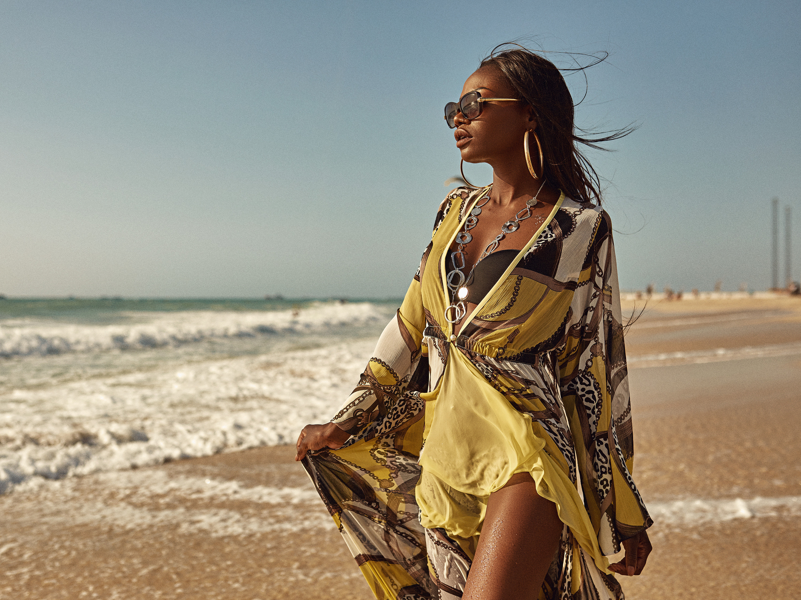 Портретная фотосессия на улице. Антон Артюшин, портретный фотограф. Москва