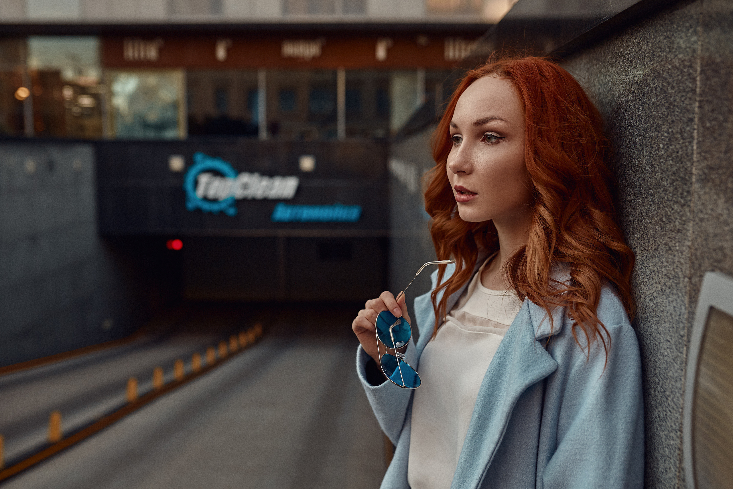 Портретная фотосессия на улице. Антон Артюшин, портретный фотограф. Москва