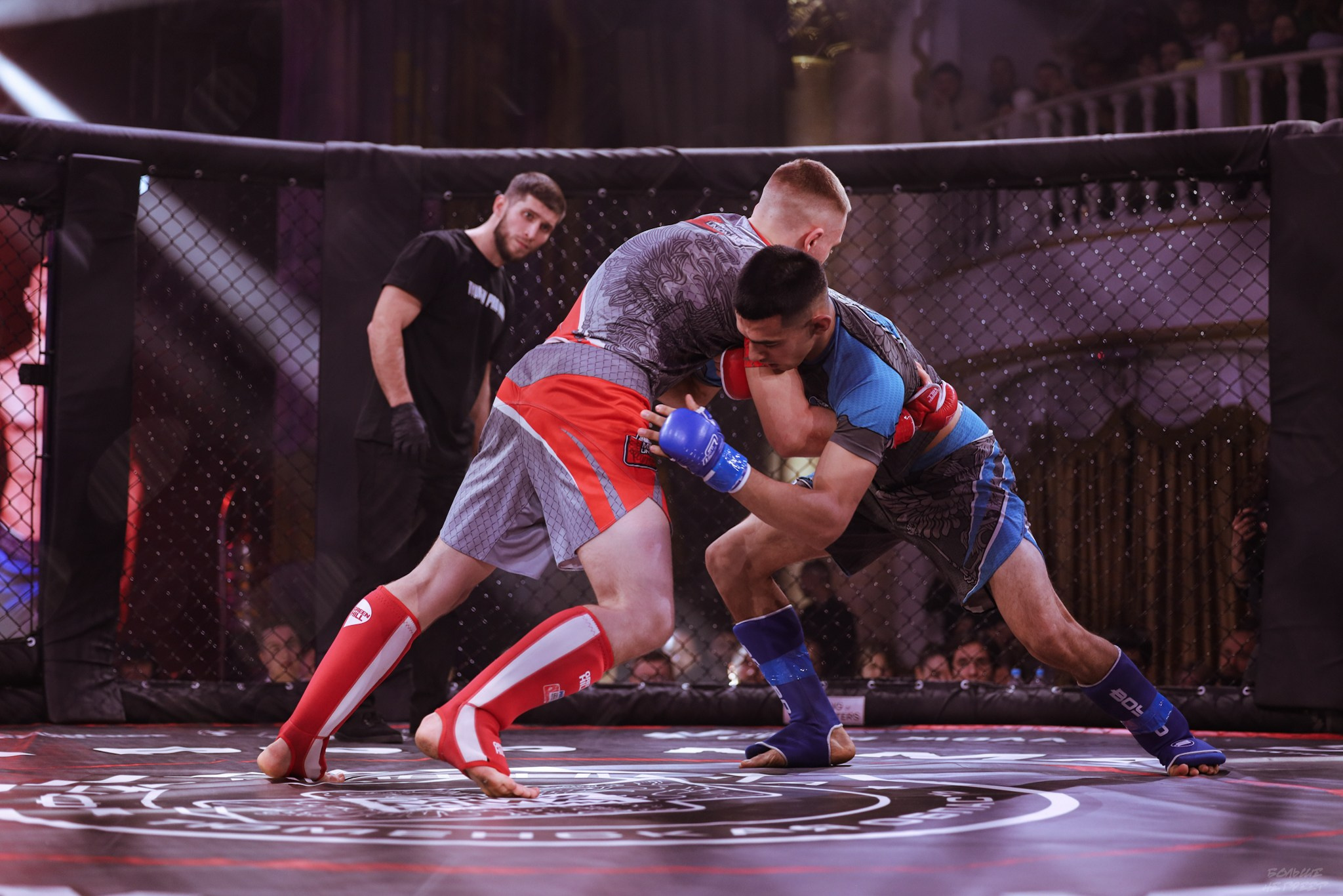 ПРОФЕССИОНАЛЬНЫЙ ТУРНИР ПО СМЕШАННЫМ ЕДИНОБОРСТВАМ «TYUMEN PRO MMA». Больше не греет