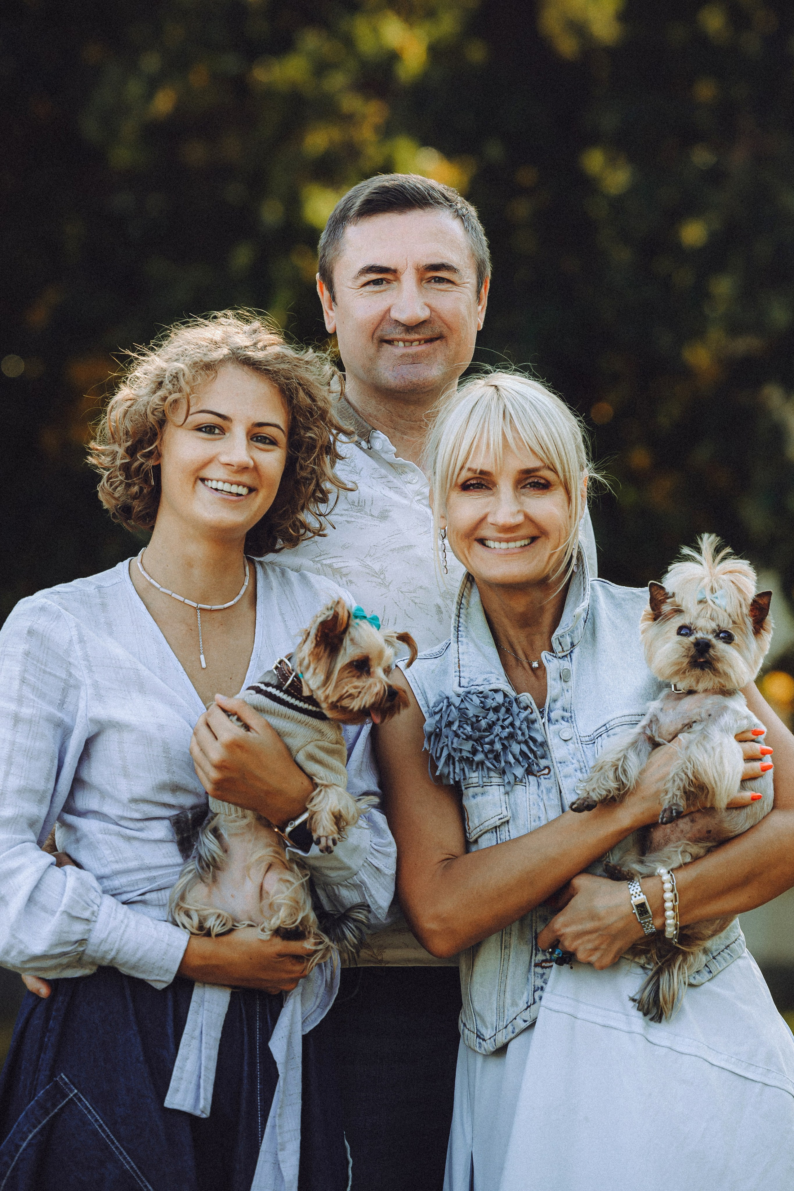 Дженни, Оливия и их семья