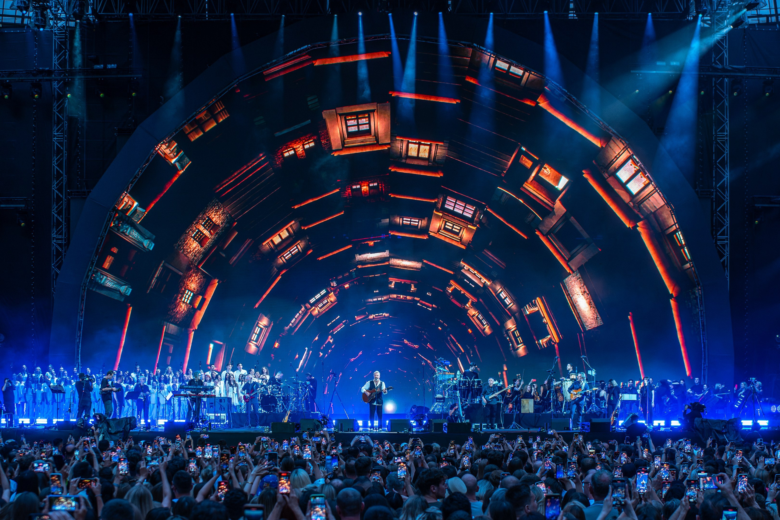 LEONID AGUTIN | MOSCOW | 2024. OOPS TEAM