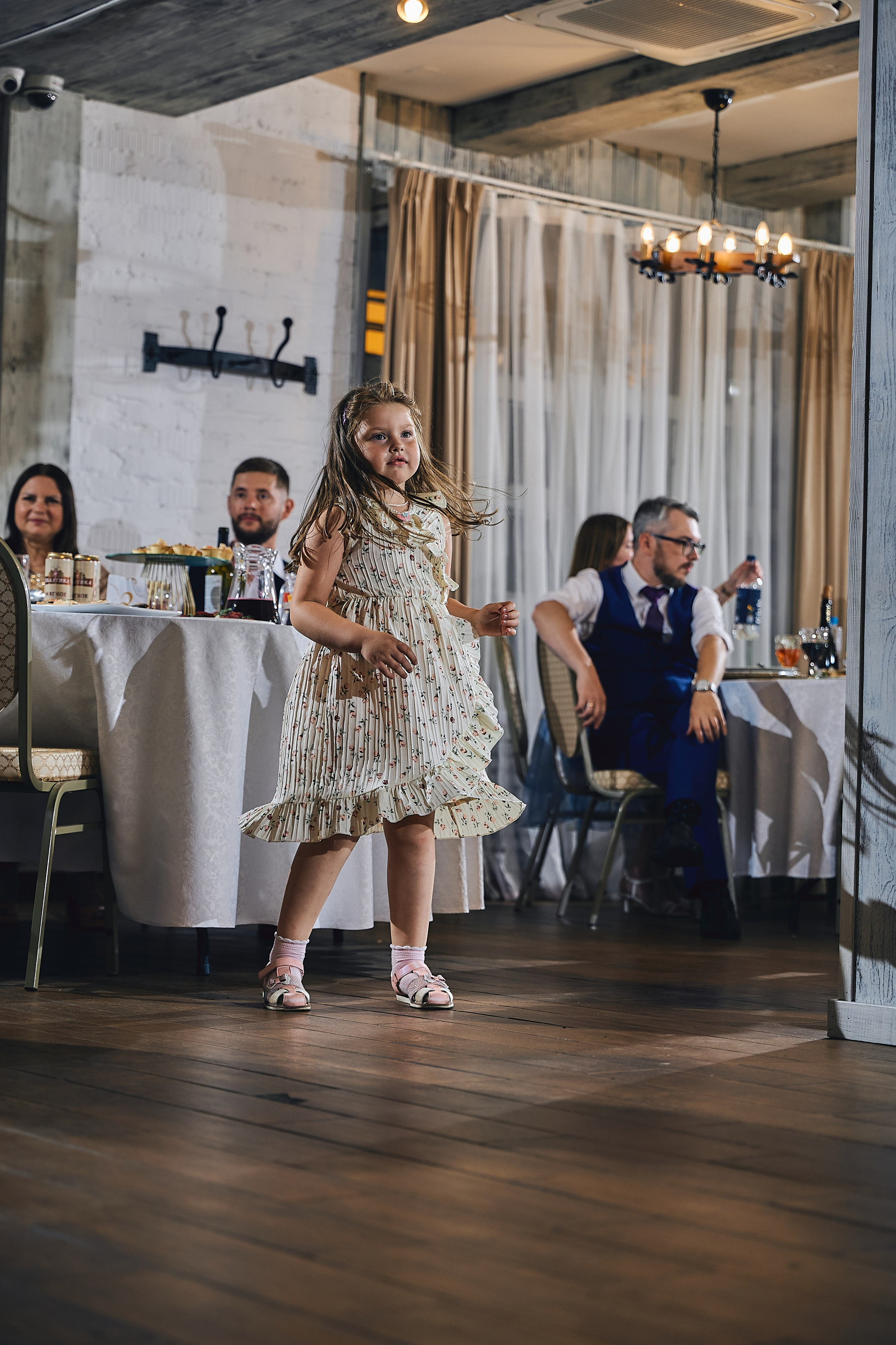 Стас и Дарья свадьба в Пикколо Аморе. Свадебный, контент фотограф в Кемерово Любовь Гальцова