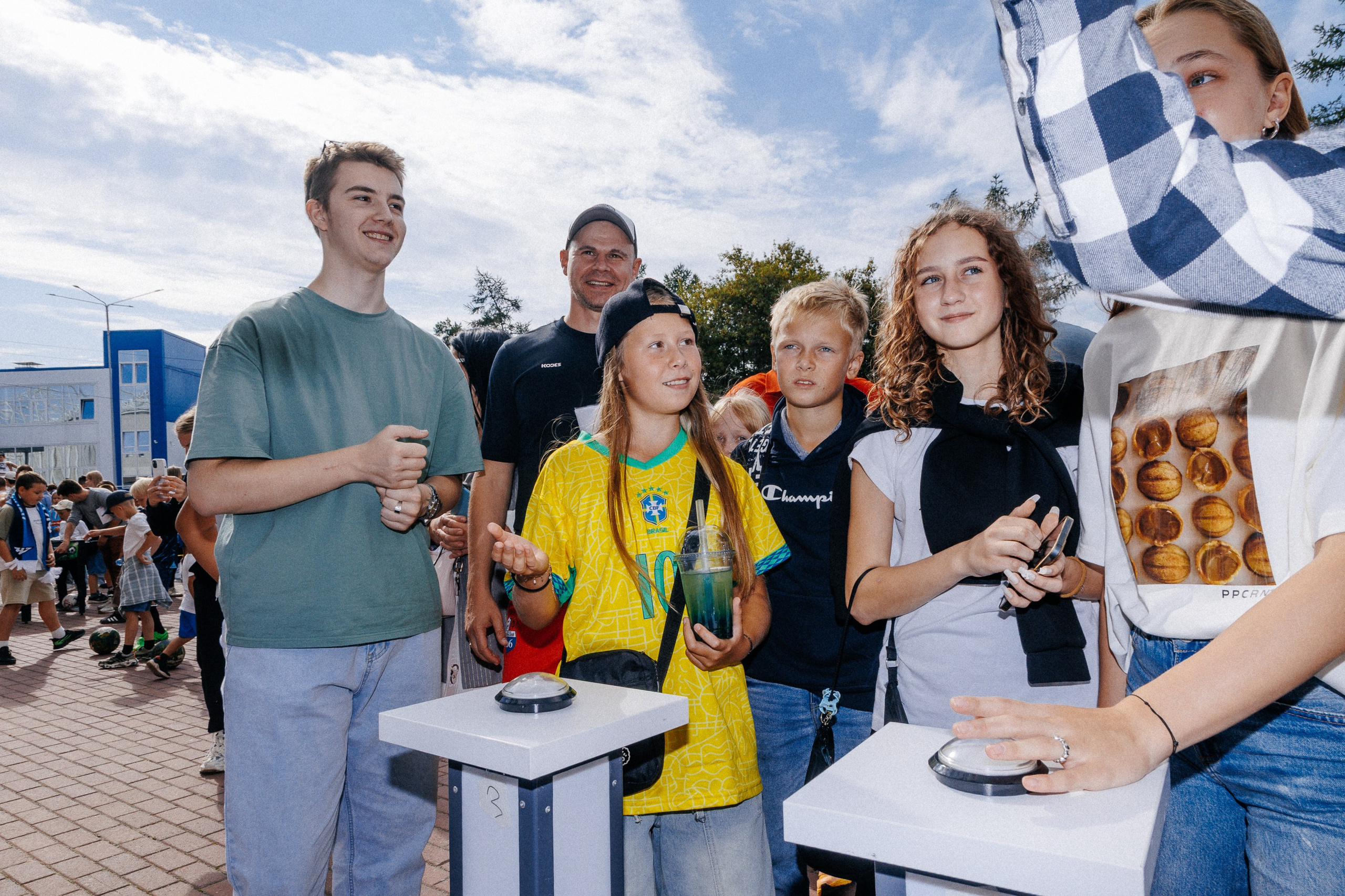 ФК ЧЕЛЯБИНСК Х ФК ВОЛГА. Репортажный фотограф Макс Брагин