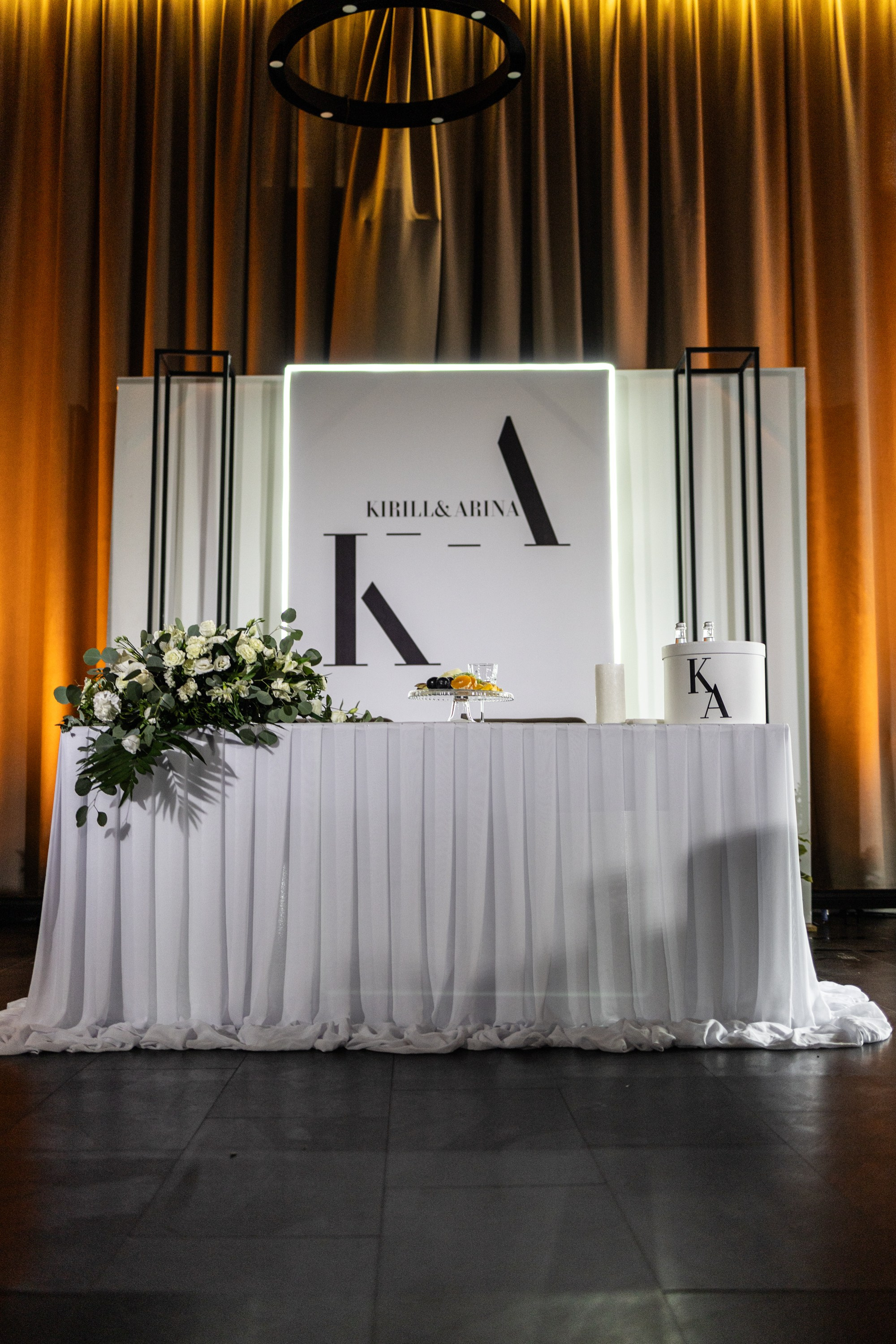 Kirill & Arina. Фотограф свадебный, репортажный, индивидуальный, фото для маркетплейсов, брендов, автосалонов