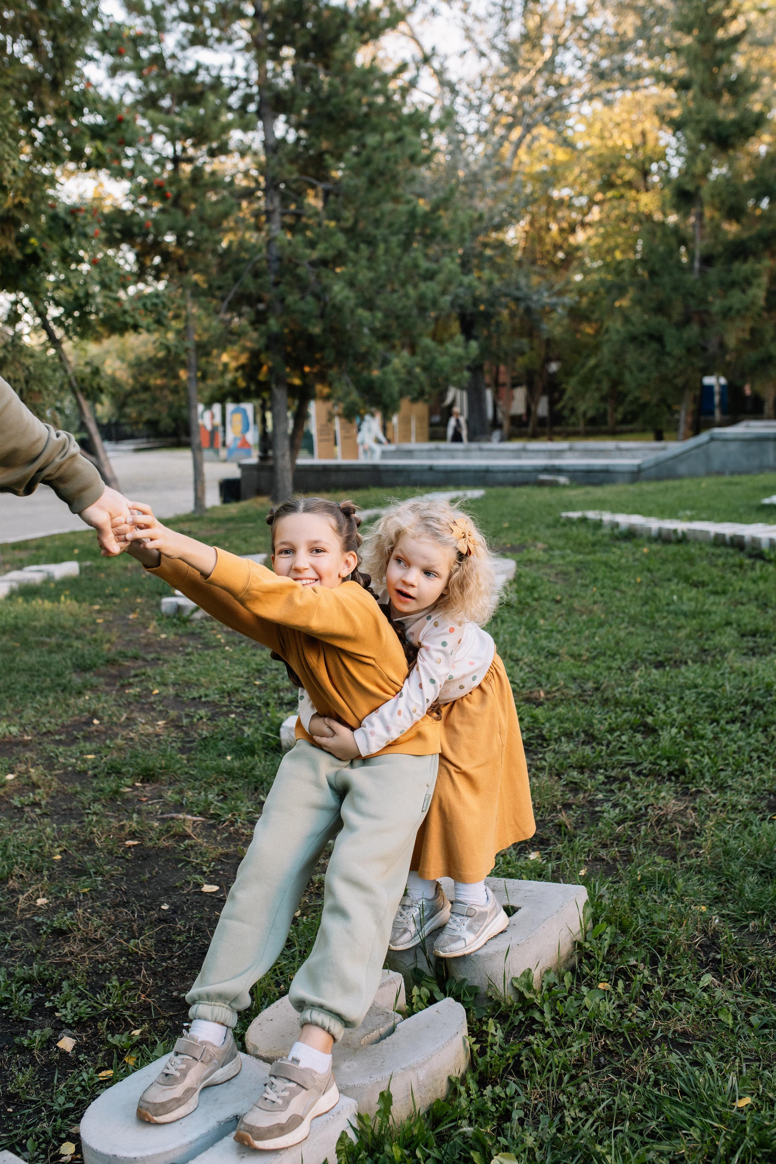 Дима, Марина, Олеся, Алена, Милана. Семейный фотограф Трусова Евгения в Екатеринбурге