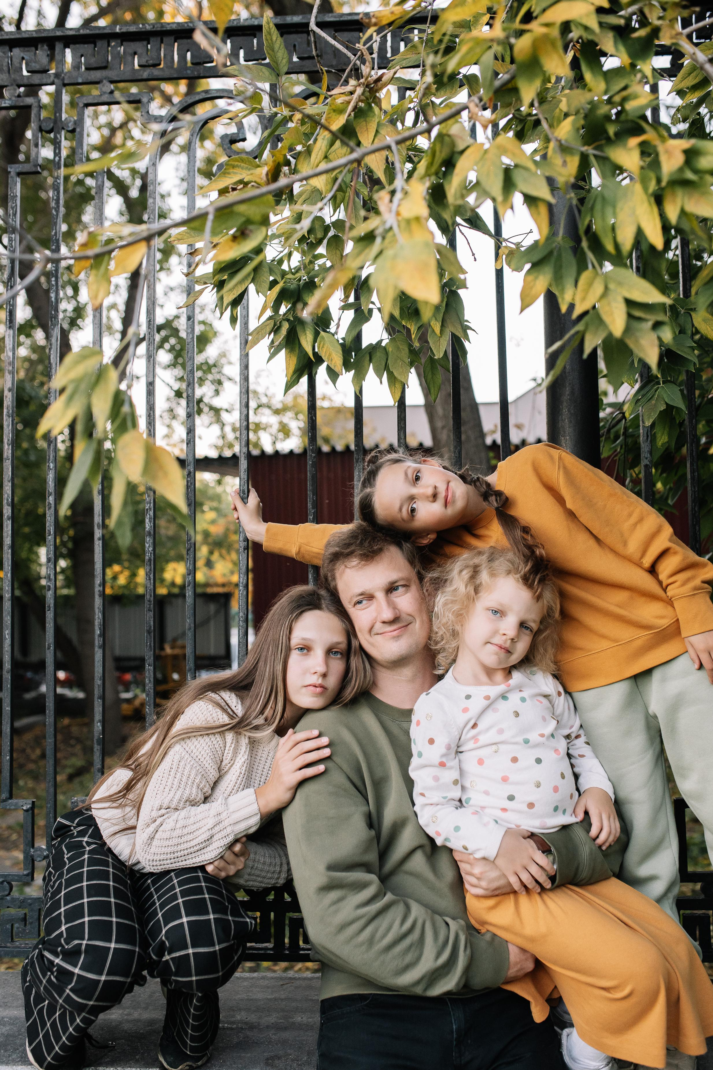 Дима, Марина, Олеся, Алена, Милана. Семейный фотограф Трусова Евгения в Екатеринбурге