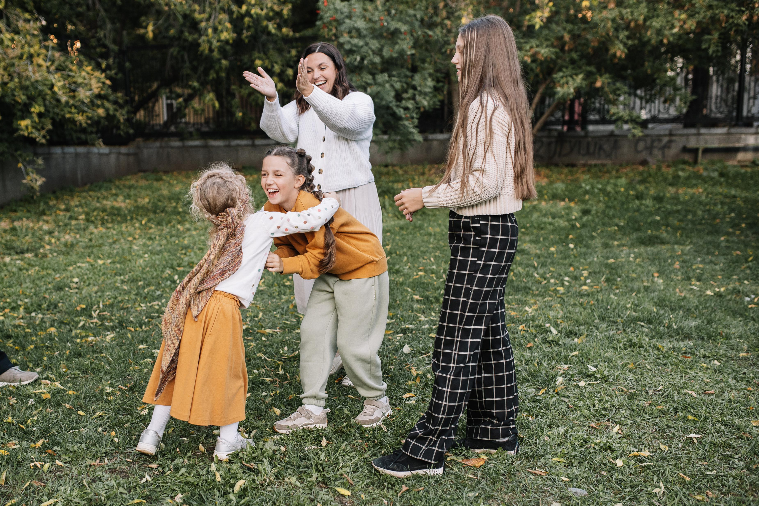 Дима, Марина, Олеся, Алена, Милана. Семейный фотограф Трусова Евгения в Екатеринбурге