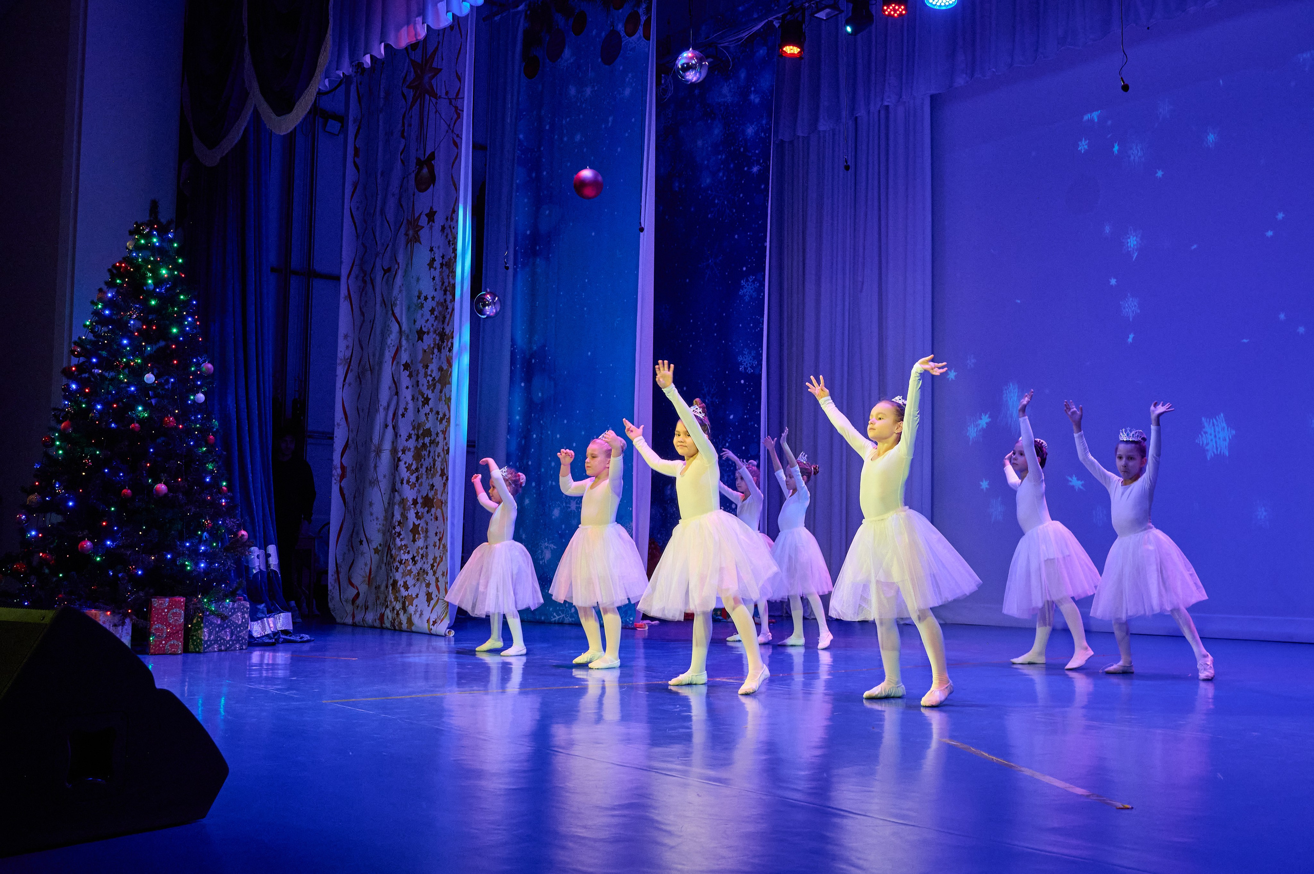 НГ концерт в Марьиной роще. Жизнь курорта Кабардинка в фотографиях