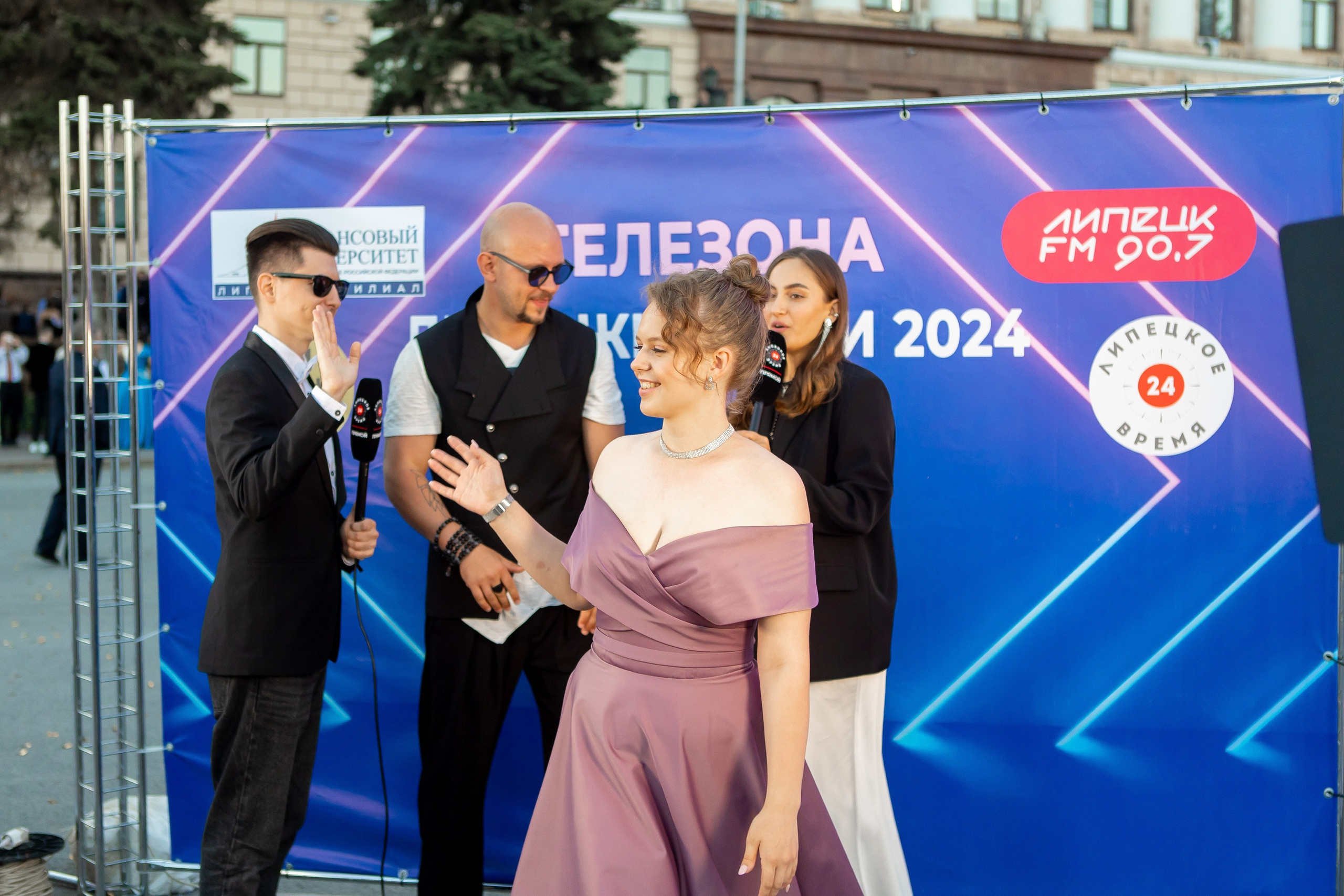 Выпускной Гимназия 12 2024 г. Свадебный и портретный Фотограф в Липецке Дмитрий Котюков