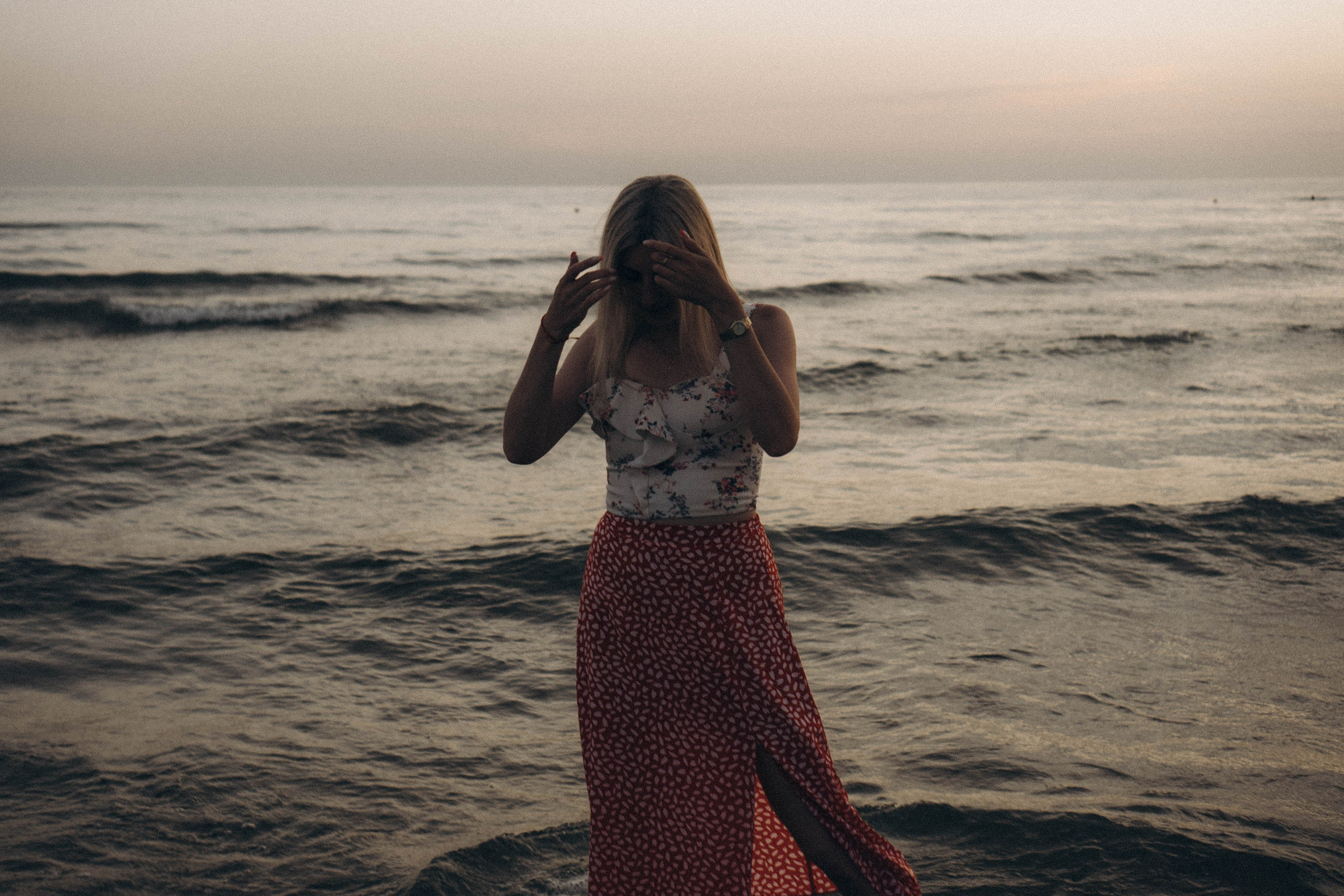 Июльский вечер на берегу черного моря. Профессиональный фотограф, Санкт-Петербург — Виктория Богомолова