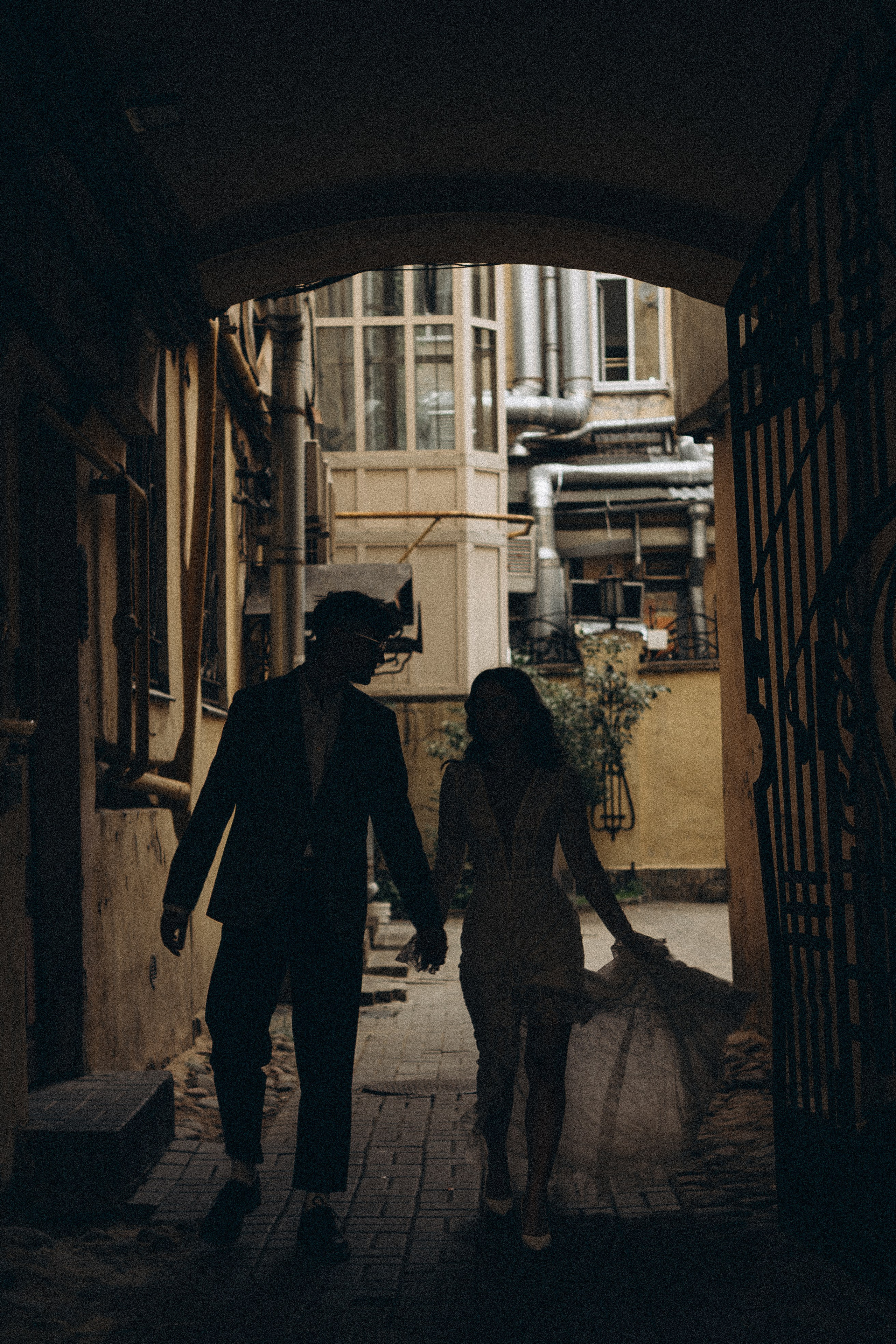 СВАДЕБНАЯ ПРОГУЛКА ВОЗЕ ИСАИКЕВСКОГО СОБОРА АСТОРИИ И ЗАКОНОДАЛЕТНОГО СОБРАНИЯ. Профессиональный фотограф, Санкт-Петербург — Виктория Богомолова