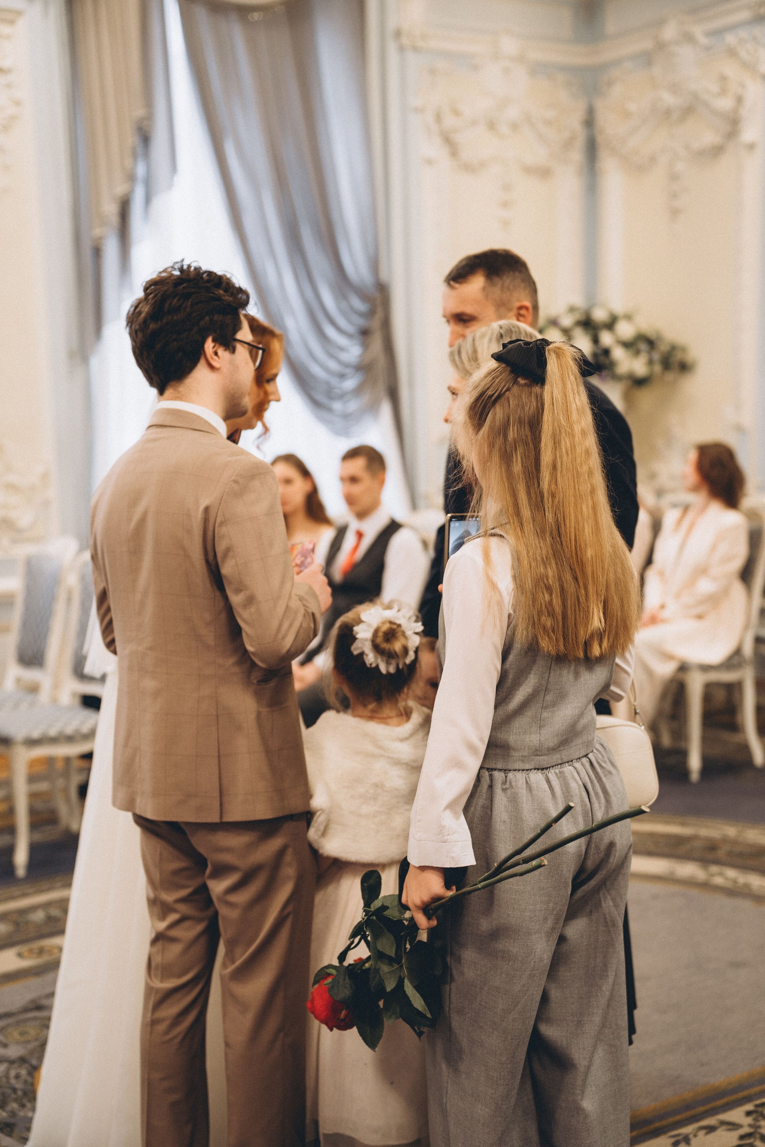 СВАДЕБНАЯ СЬЕМКА ВО ВТОРОМ ДВОРЦЕ С ГОСТЯМИ И ПРОГУЛКА В ТАВРИЧЕСКОМ САДУ. Профессиональный фотограф, Санкт-Петербург — Виктория Богомолова