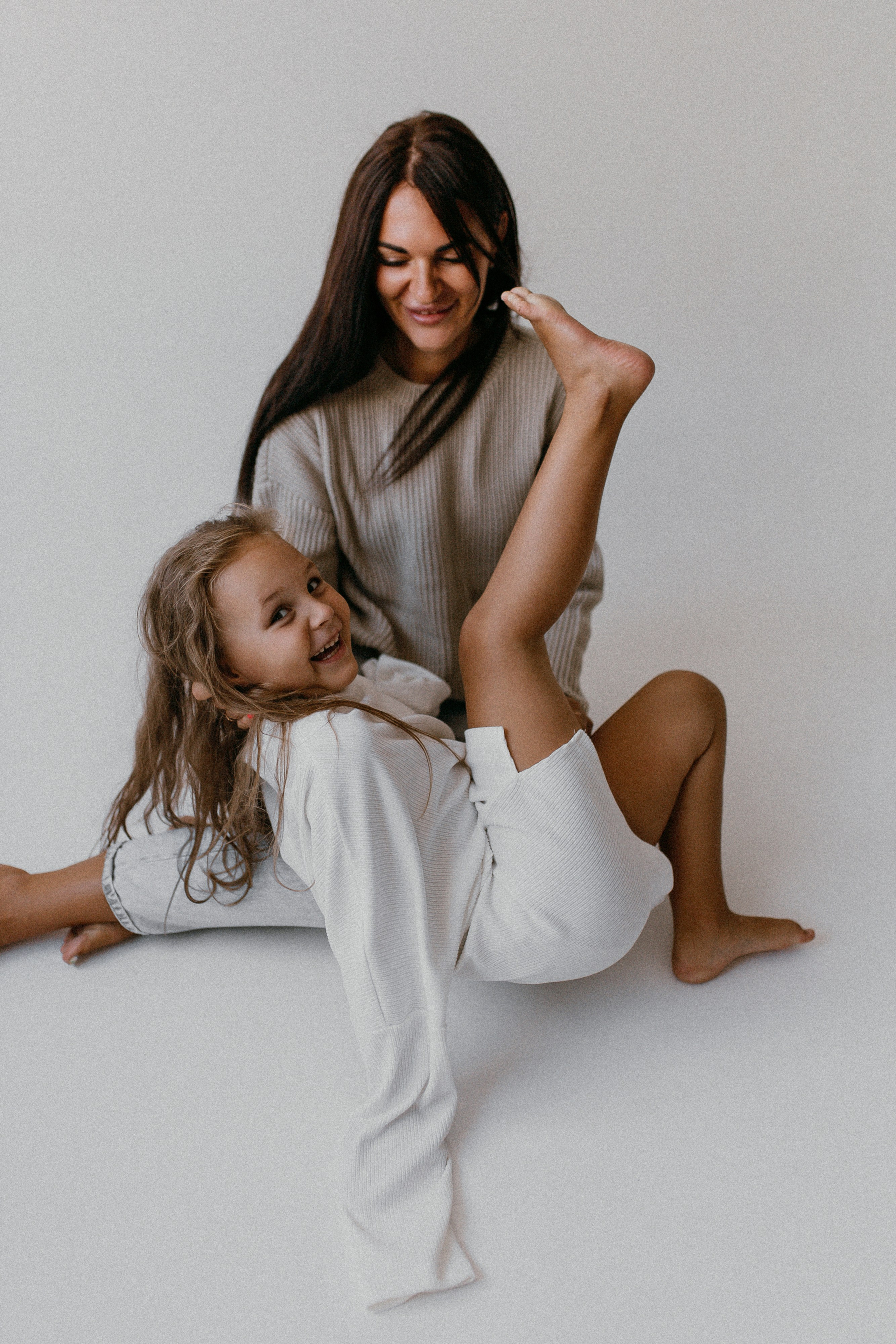 Есения и мама. Семейный фотограф Губкин/Старый Оскол