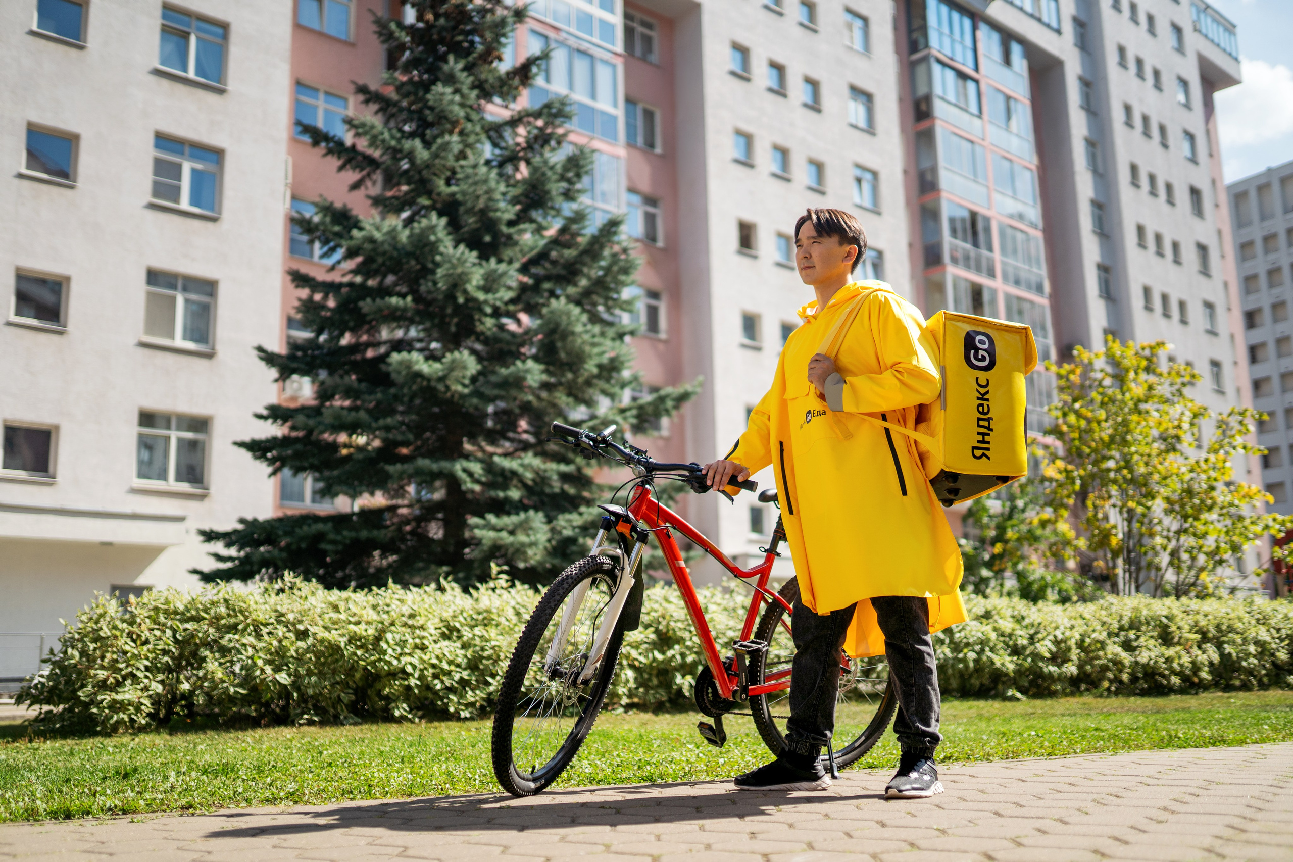 Yandex Eats. Евгений Бреча. Коммерческий и бэкстейдж фотограф в Москве