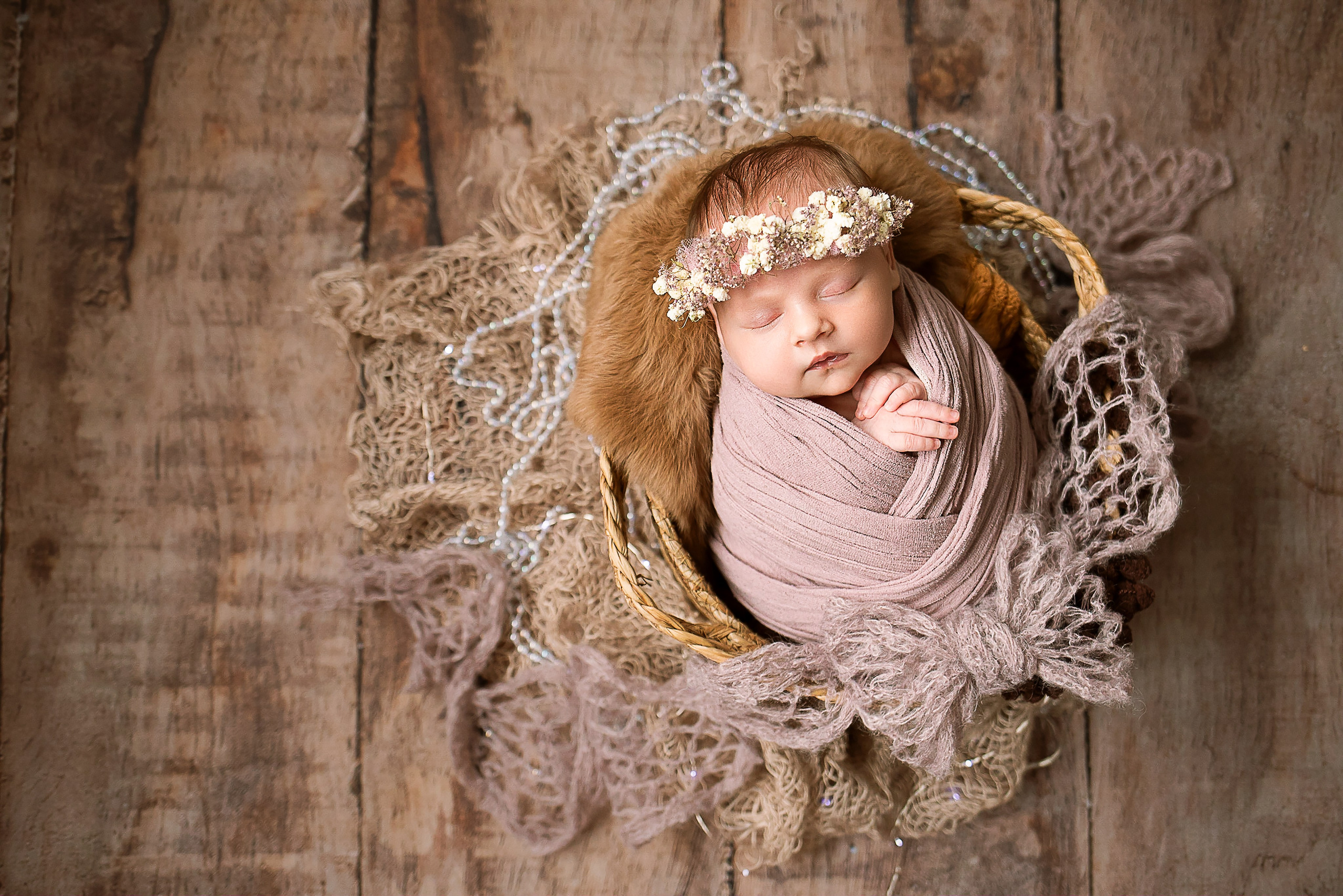 Фотосессия новорожденного. Фотограф новорожденных в Новосибирске