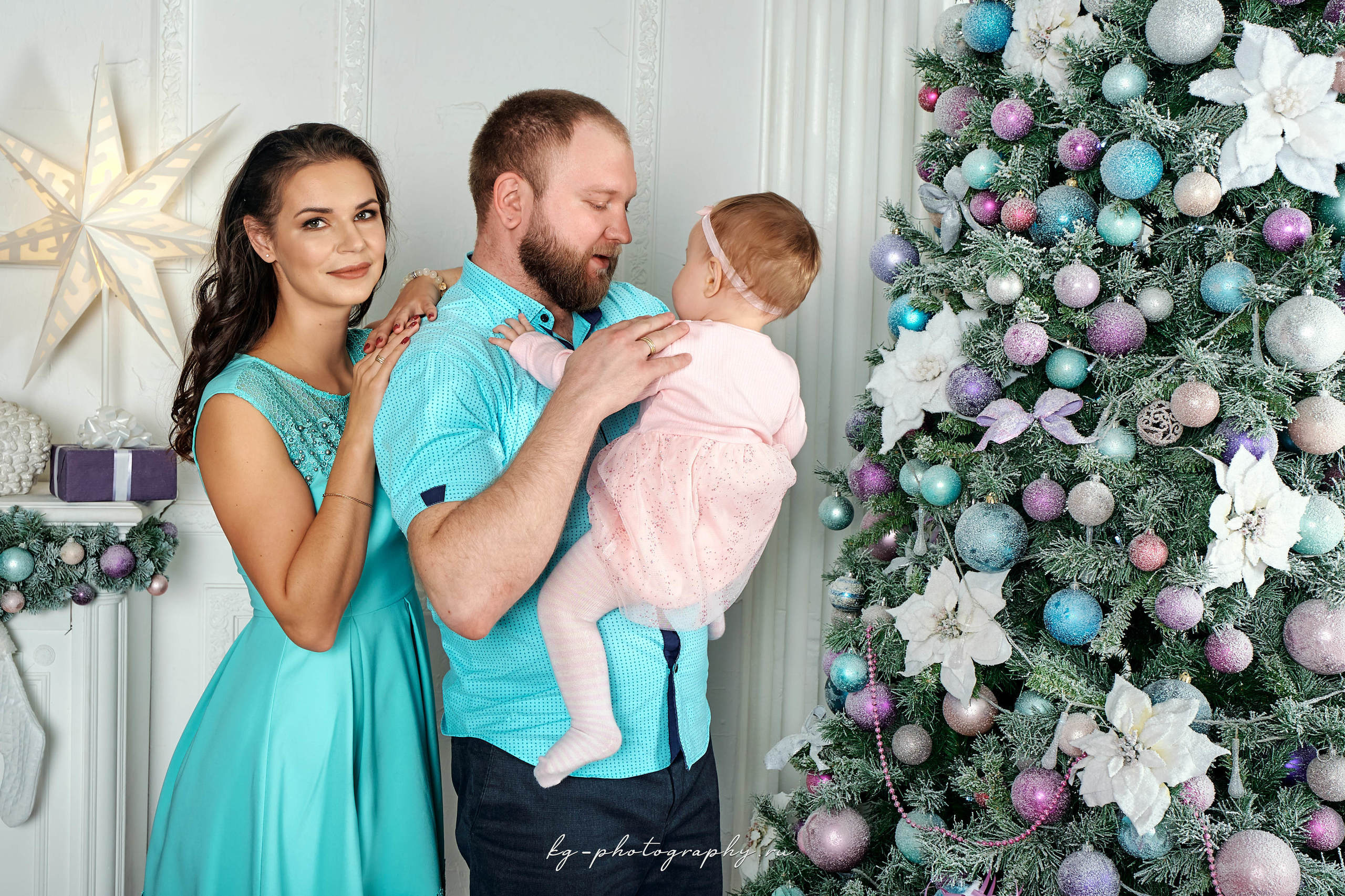 Новогодние съемки в студии. KG Photography — Семейный и свадебный фотограф 📞 +7 (968) 680−44−88