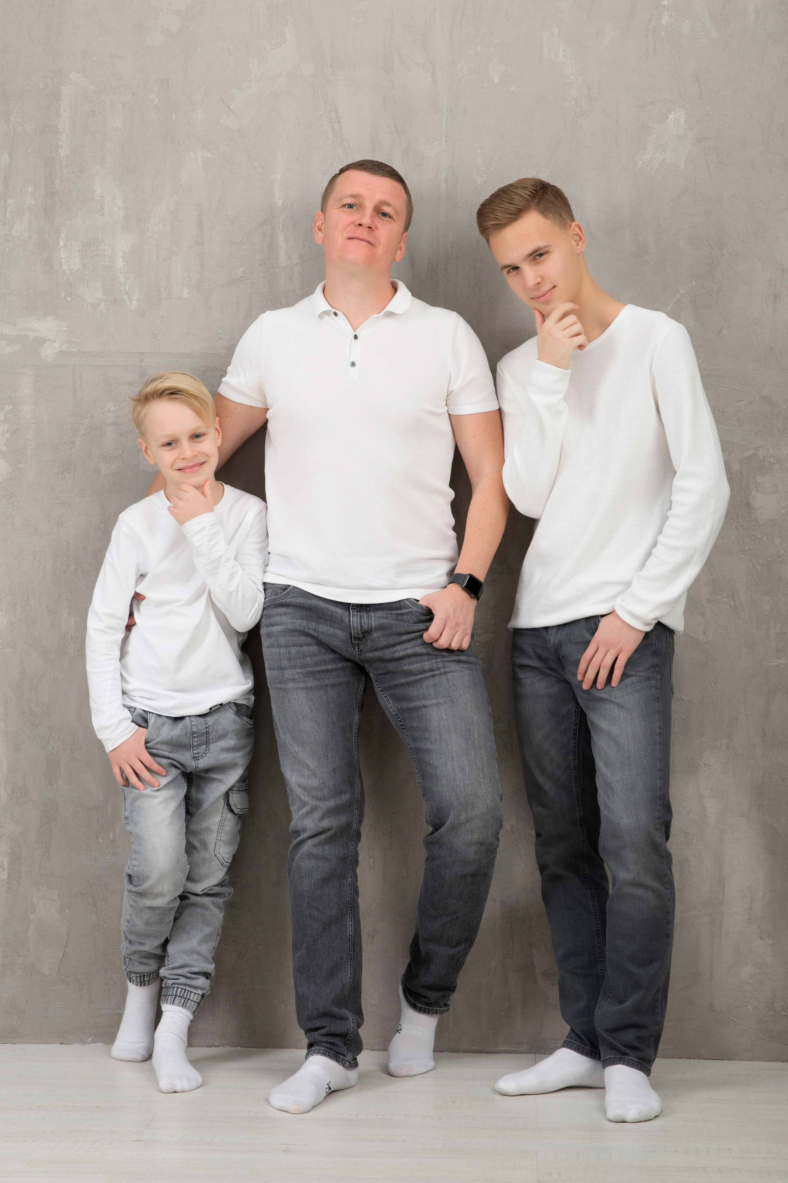 Семья Юлии. Семейная фотосессия. Фотостудия Алматы. Семейная и детская фотостудия Family studio.Фотограф Алматы