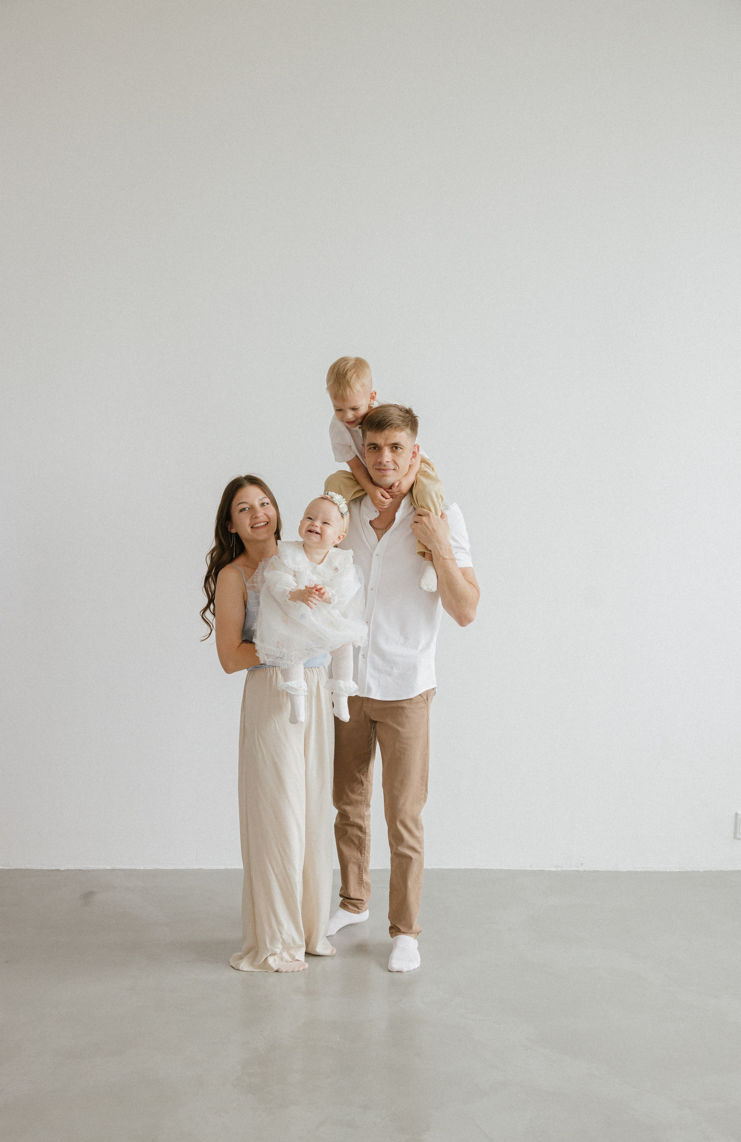 Павел + Анастасия + Демьян + Агата. Семейный и детский фотограф Юлия Шох