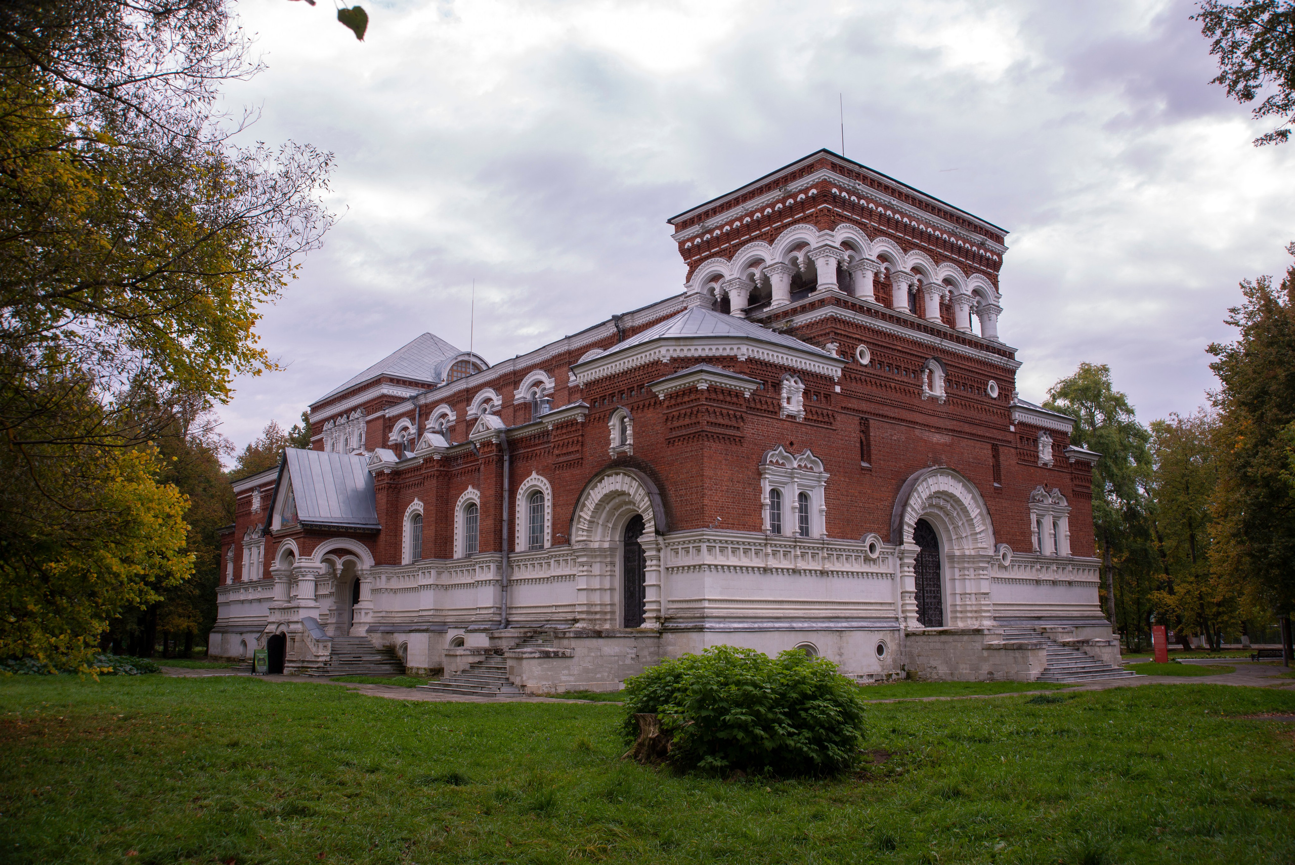 Гусь-Хрустальный. 19 сентября 2025. Игорь Жучков. Россия увиденная глазами путешествующего фотографа