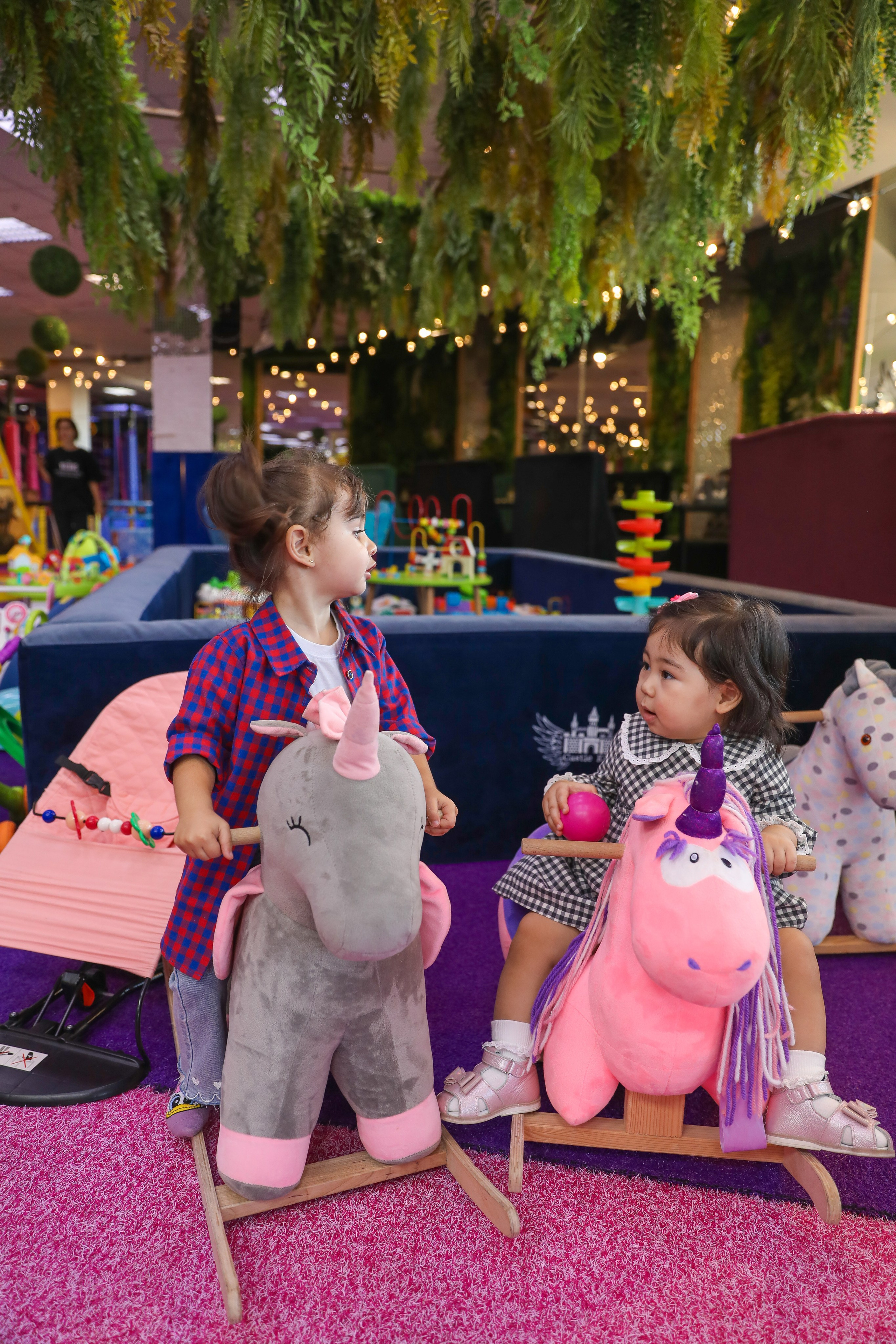 ДЕТСКИЕ МЕРОПРИЯТИЯ. Photographer Viktoriya Markushina «My world throug»