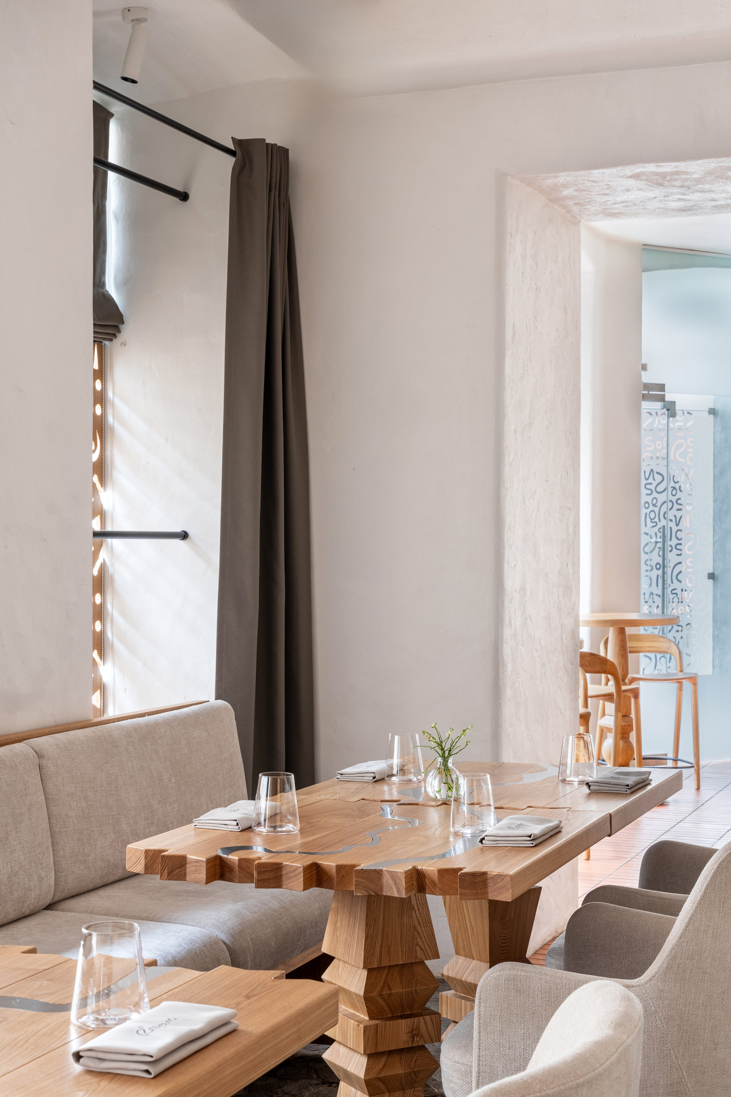 Интерьерная фотосъемка ресторана в Санкт-Петербурге. Интерьерный фотограф в Нижнем Новгороде и Москве Владимир Гудков