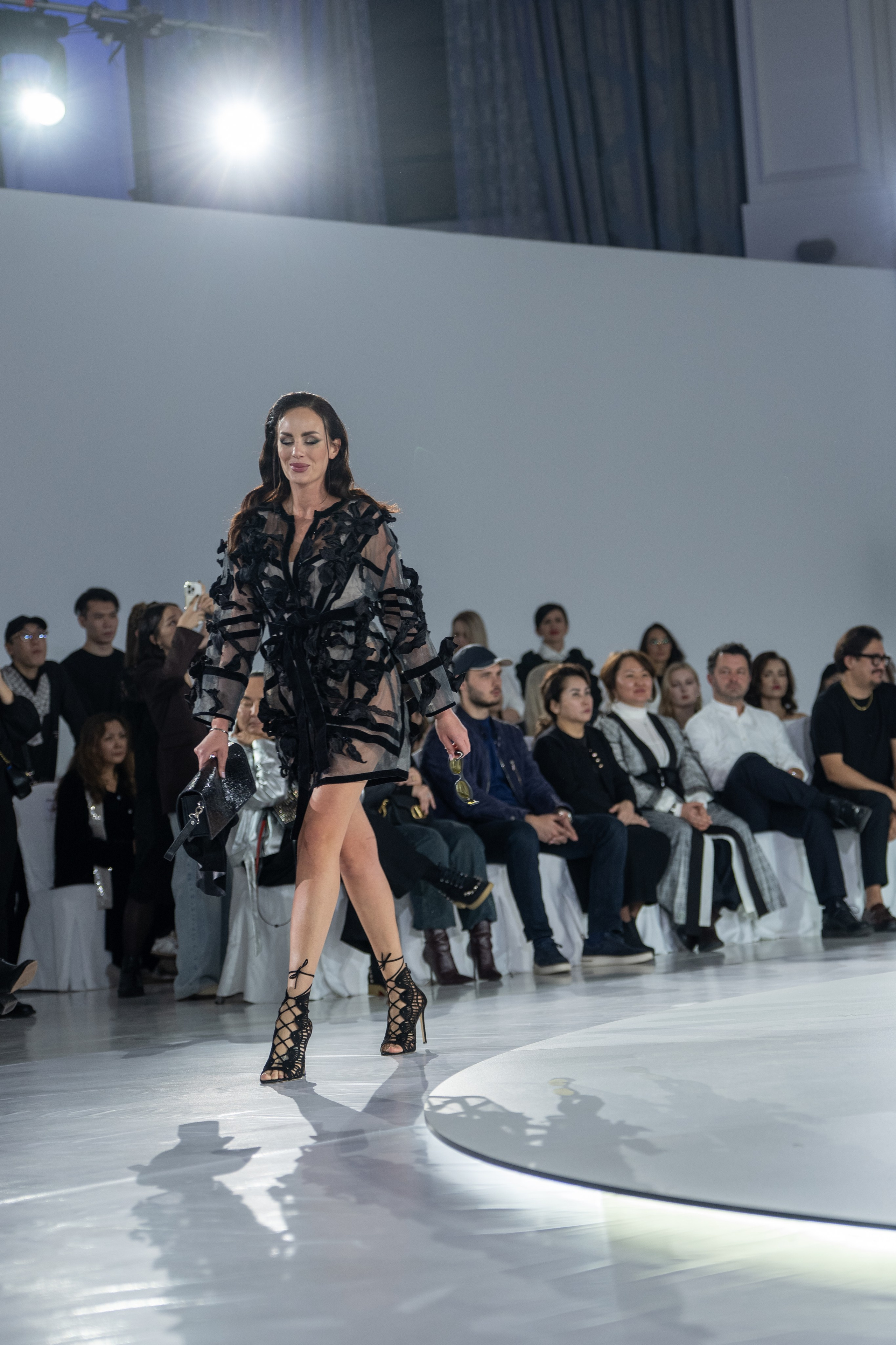 Brand TinAtin Magalashvilu. Сайт Алматинского НЮ АРТ, будуар и фэшн фотографа Дениса Карпенко