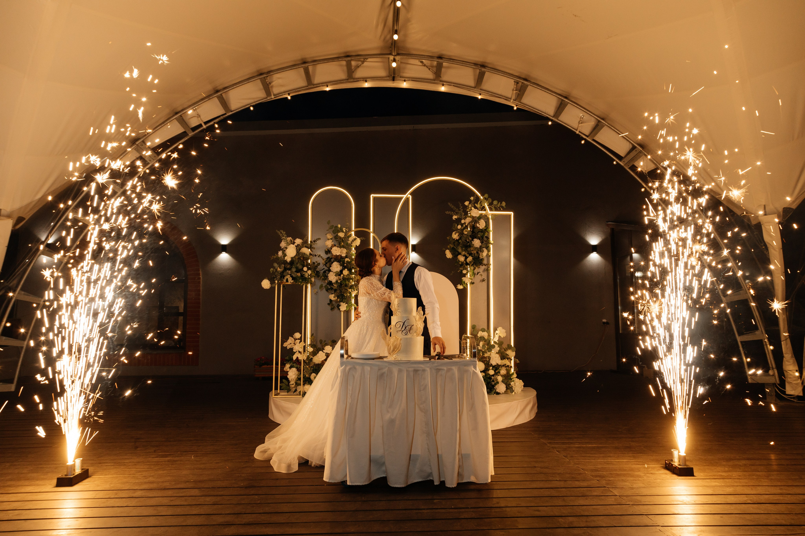 Свадьба Александра и Дарьи: мгновения, которые останутся навсегда. Фотограф Семён Гнеушев