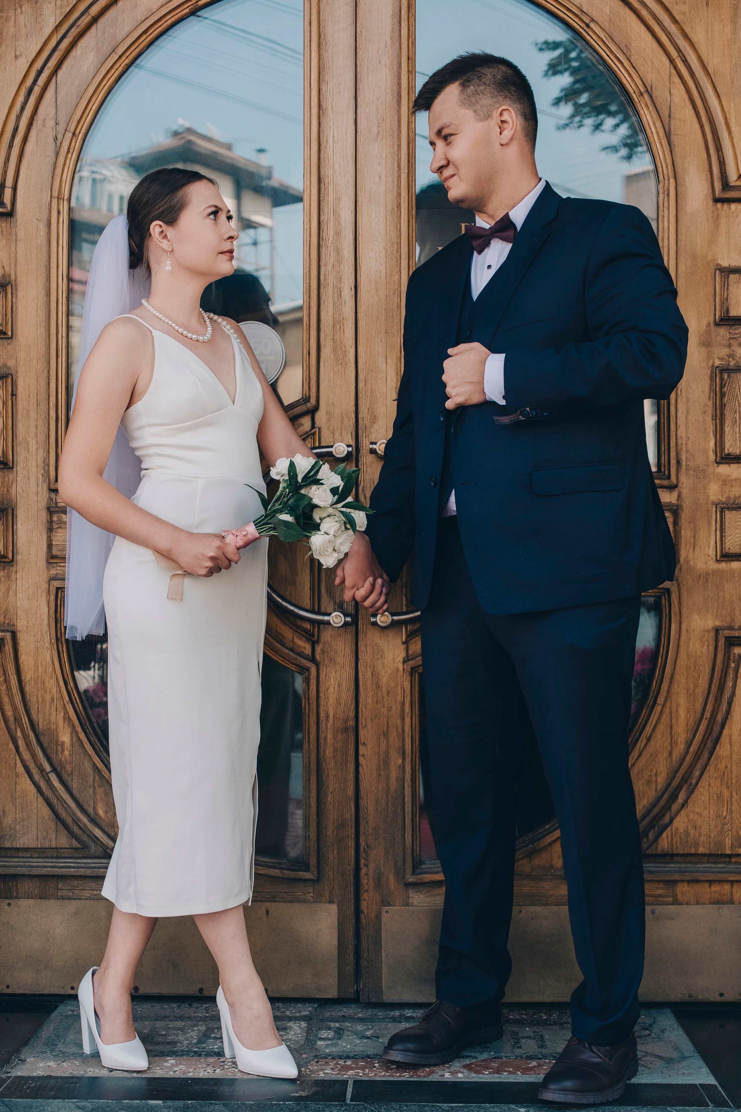 Свадебная прогулка в городе. Фотограф в Иркутске Анна Мирошникова