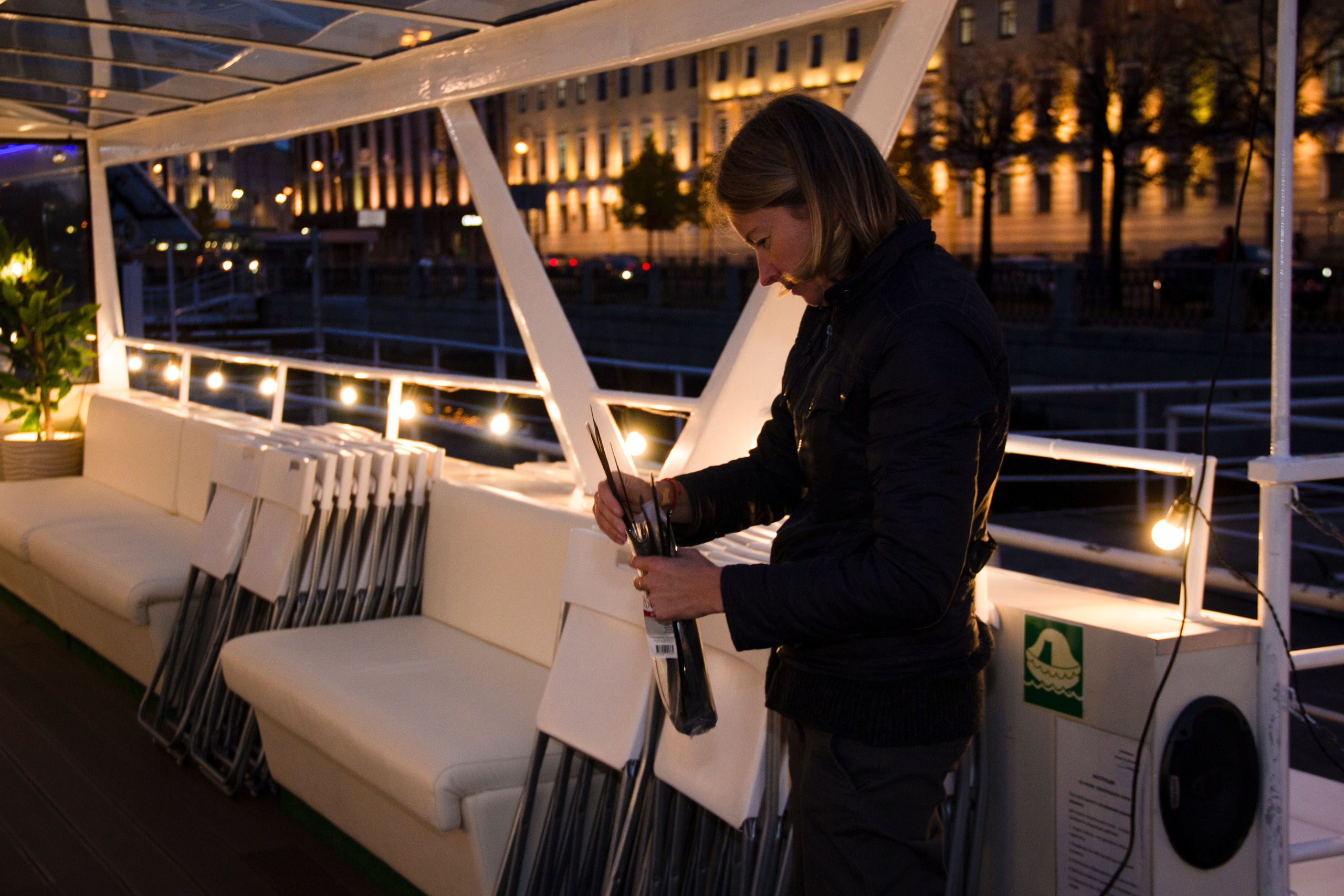 Съемка для сайта аренды катеров в Санкт-Петербурге, подготовка к свадебной прогулке по рекам и каналам. Фотограф в Санкт-Петербурге Смирнова Диана