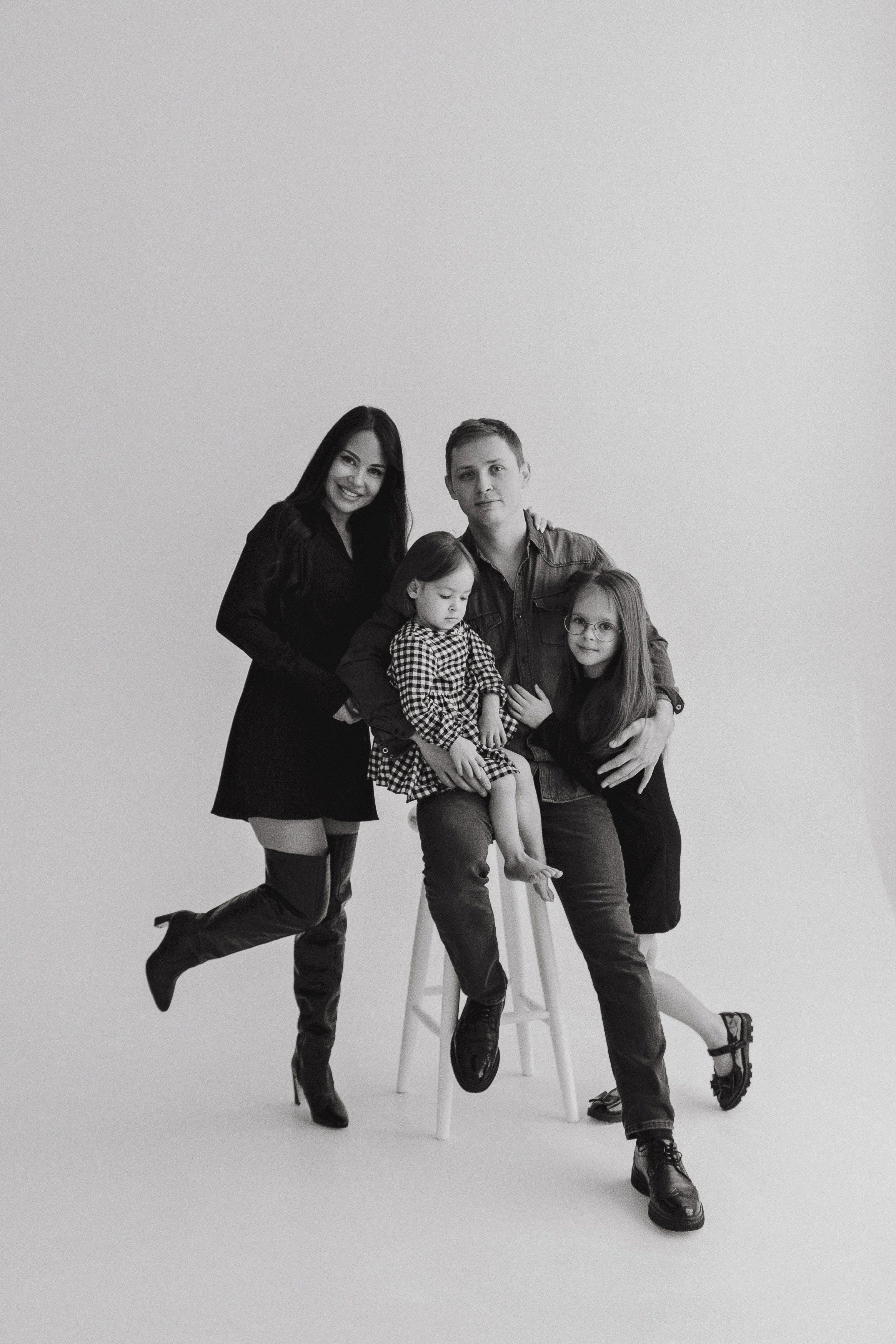 Лена, Леша, Влада и Николь