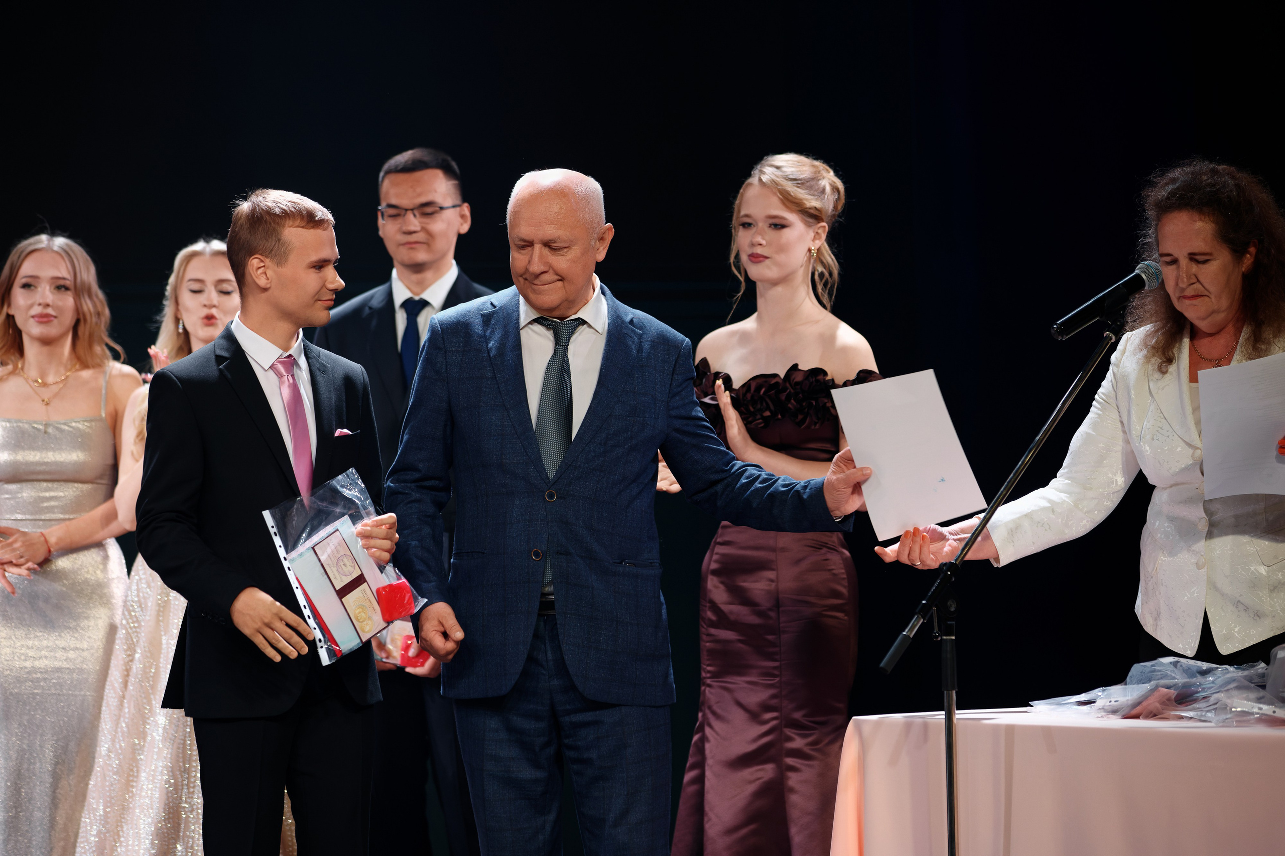 Выпускной школы 56 11Б. Семейный фотограф — Макс Белогрудов