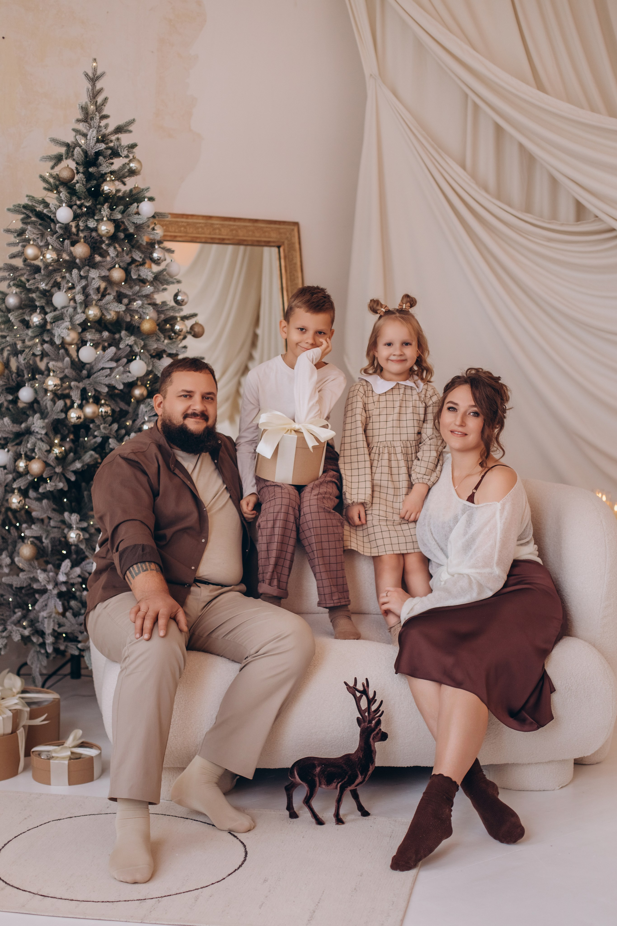 Новогодняя история для семьи Тищенко. Валентина Удалая — семейный и портретный фотограф в Брянске