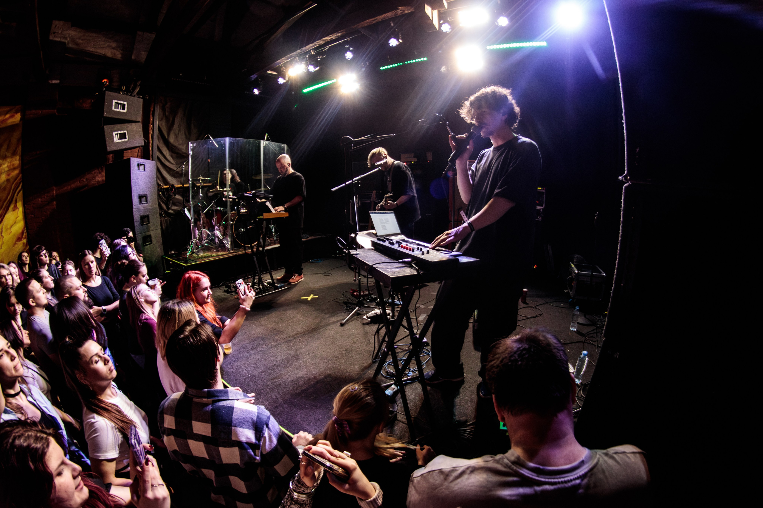 DenDerty. Портретный и концертный фотограф в Санкт-Петербурге Егор Телятников