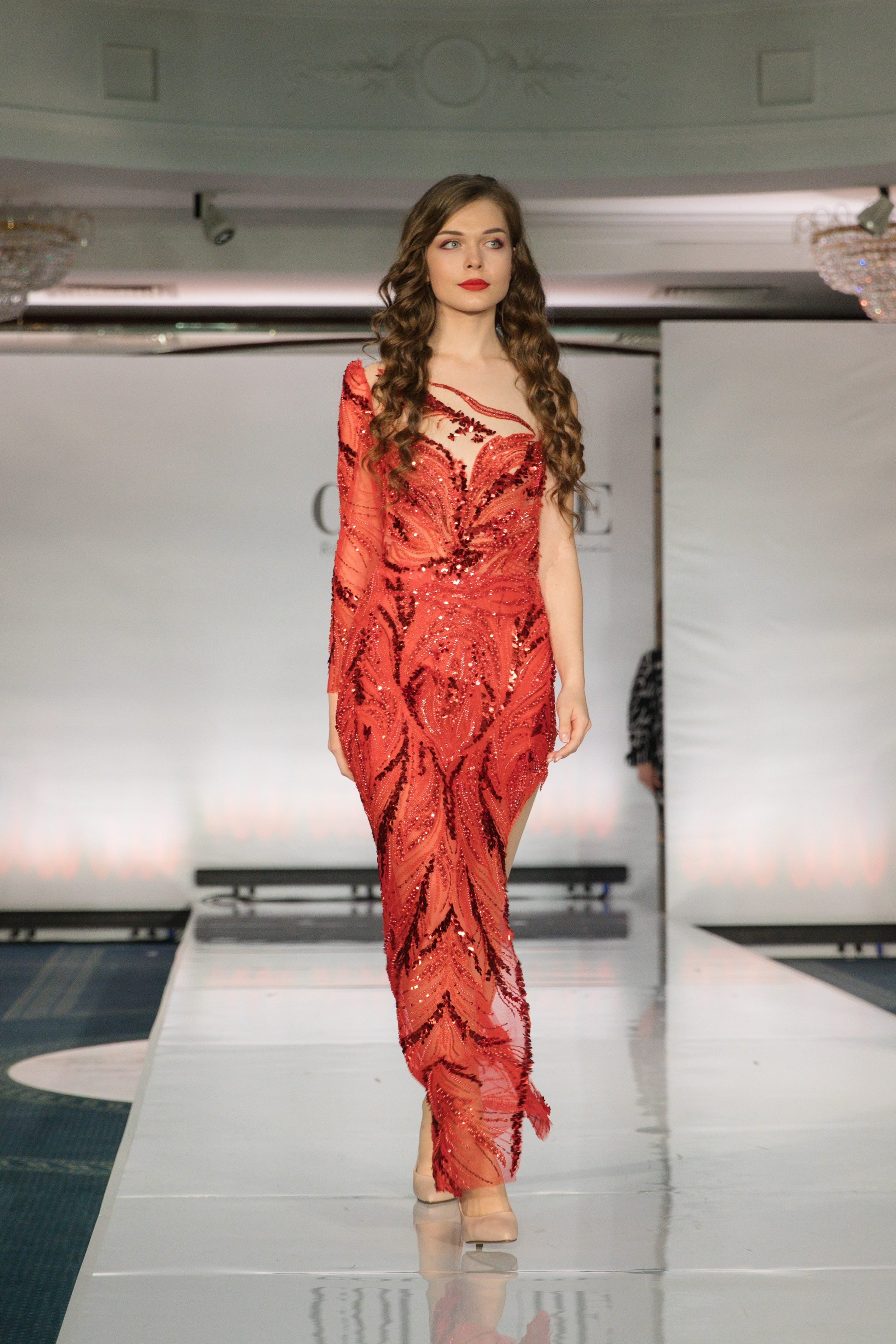 Репортаж показа «Кутюр по-русски». Фотограф в Санкт-Петербурге Вагнер Юлия