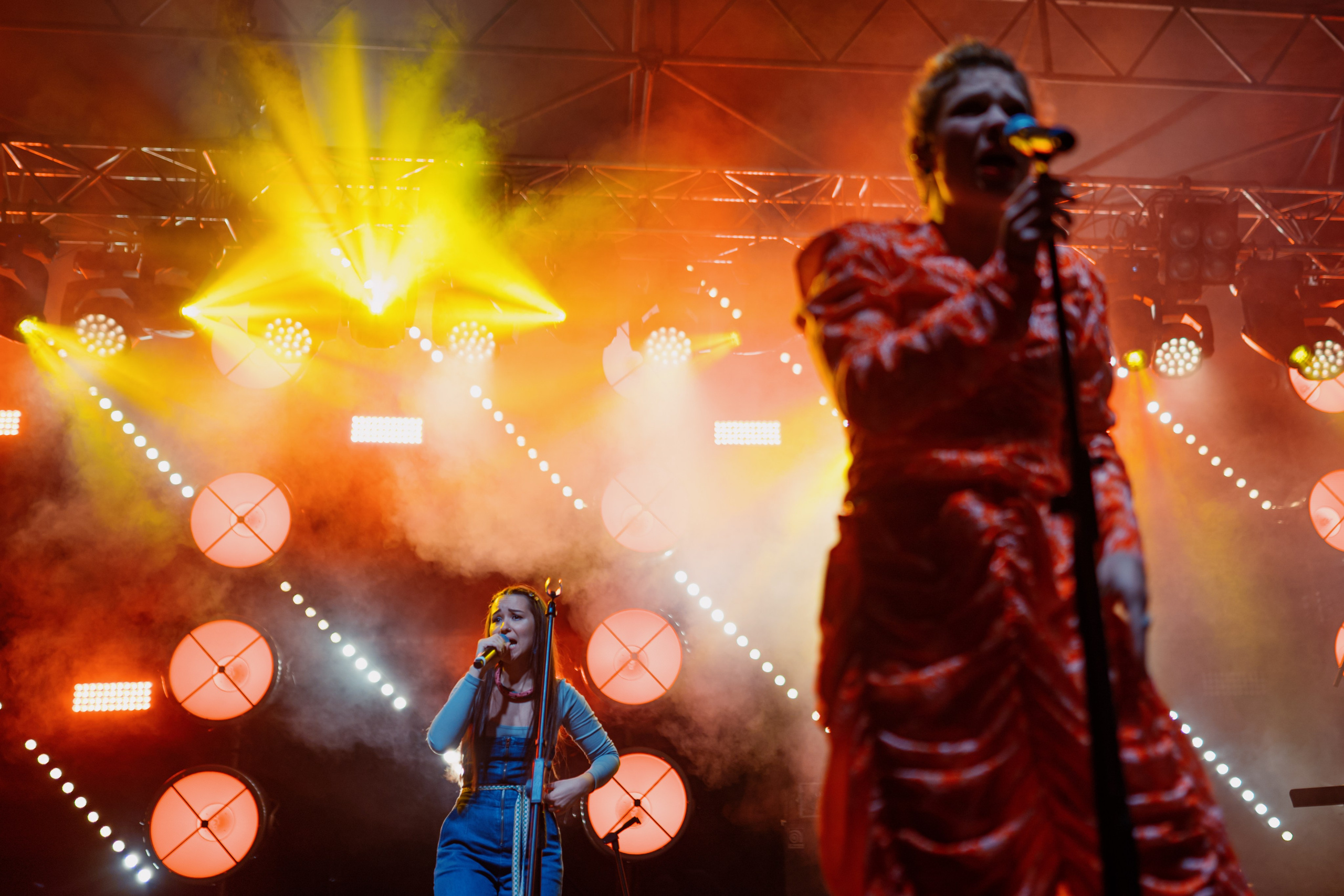 Концерт АИГЕЛ и Zventa Sventana. Евгений Бреча. Коммерческий и бэкстейдж фотограф в Москве