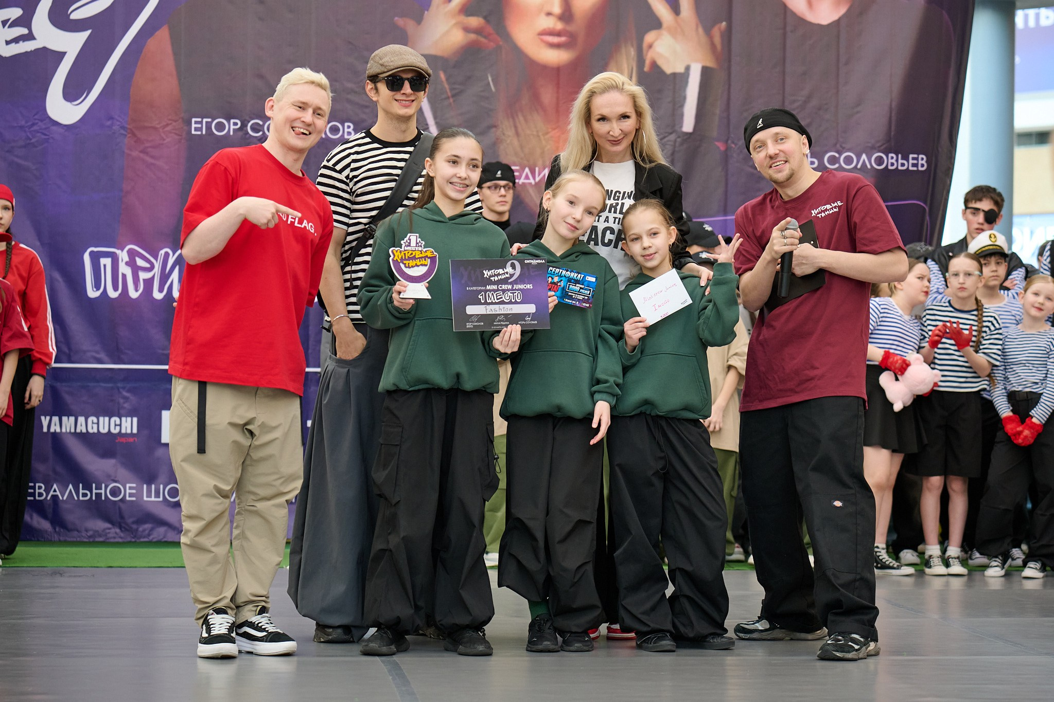 IX Хитовые танцы в ТРЦ «Сургут Сити Молл». Студия по производству фото и видеоконтента «АППЕРТУРА»