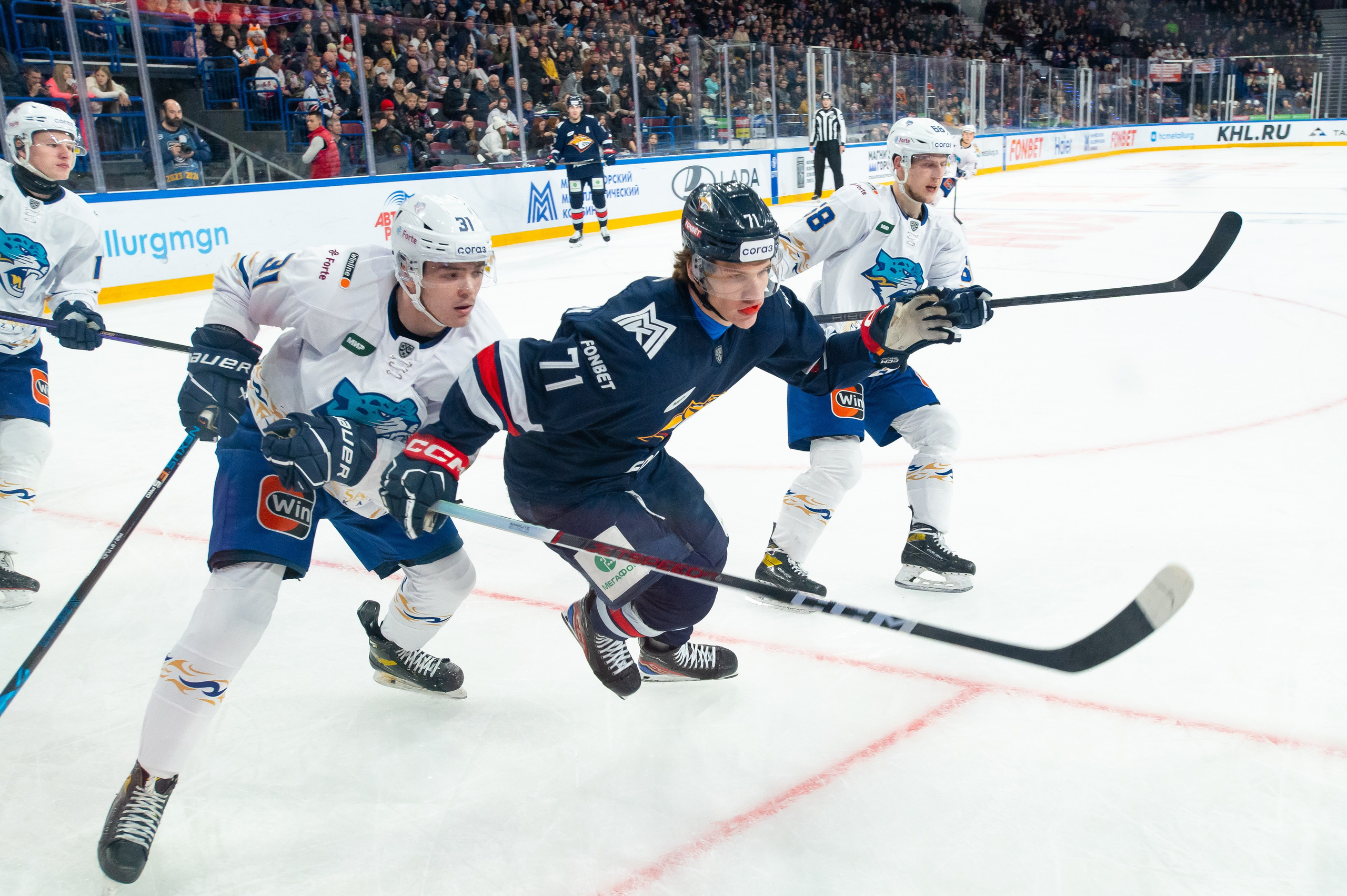 Хоккей. Спортивный и репортажный фотограф в Магнитогорске