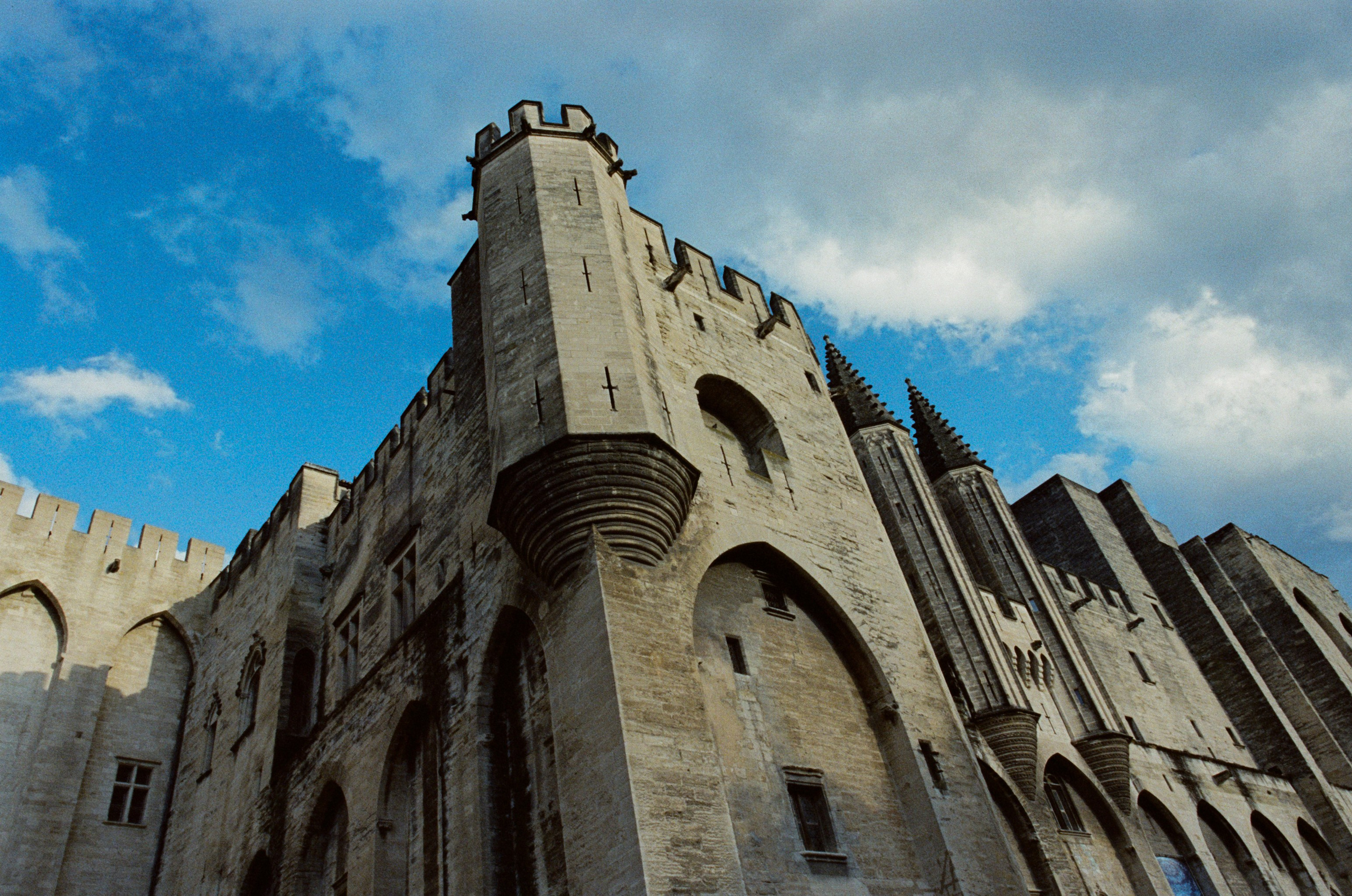 The contract // france, avignon. EVER EXPOSED