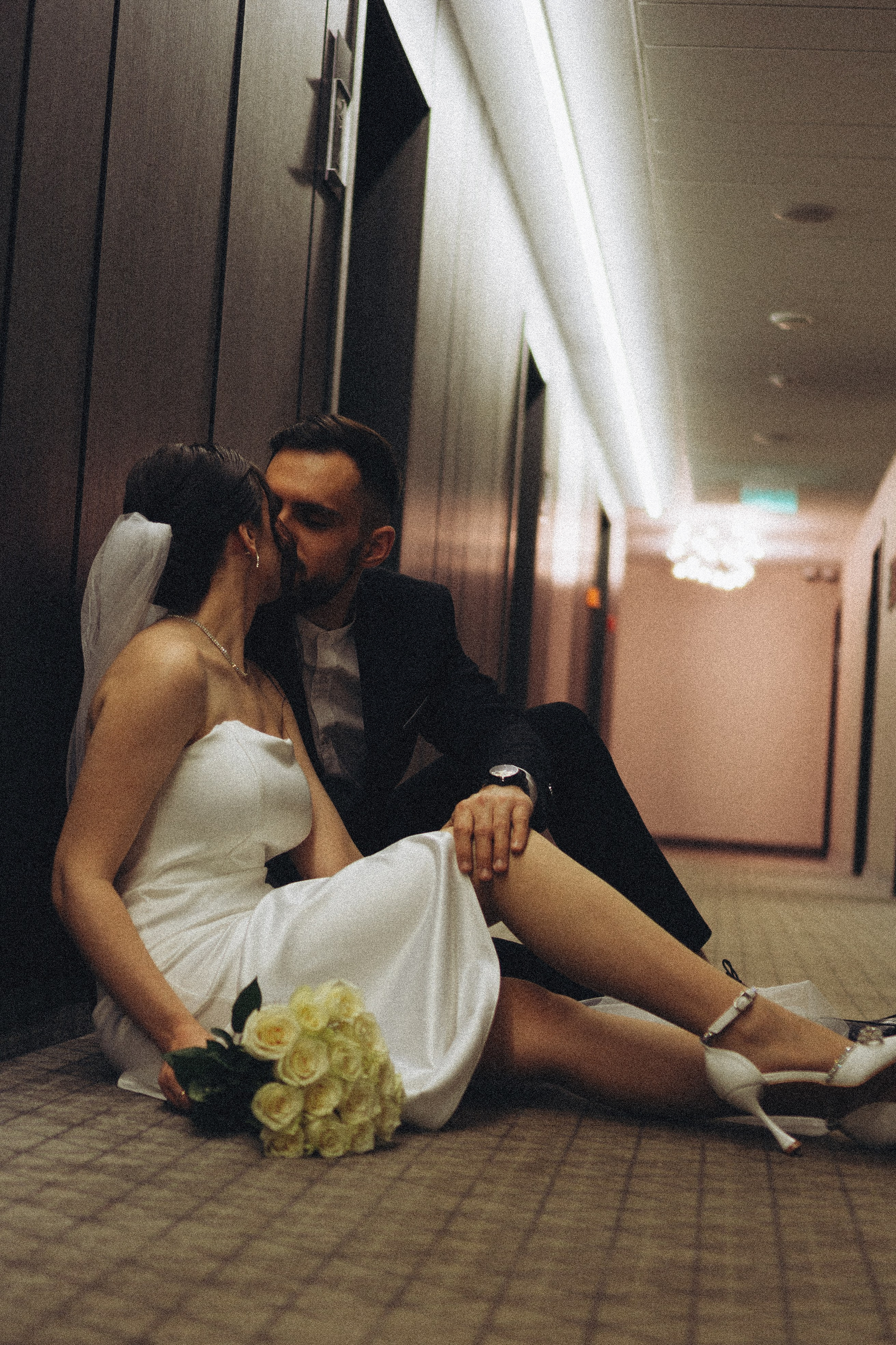 СВАДЕБНАЯ СЬЕМКА СБОРОВ ЖЕНИХА И НЕВЕСТЫ В ОТЕЛЕ И ТАКЖЕ ФОТОСЕССИИЯ В ОТЕЛЕЕ МЕГАПОЛИС БРЯНСК. Профессиональный фотограф, Санкт-Петербург — Виктория Богомолова