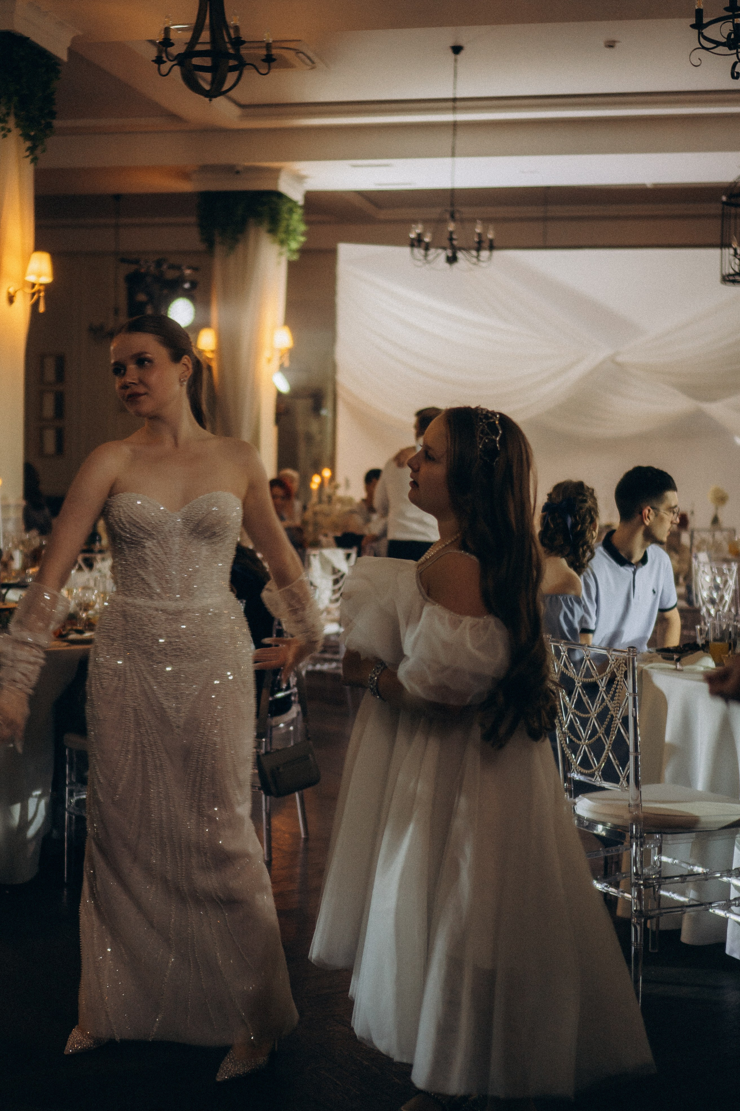 СВАДЕБНАЯ СЬЕМКА СБОРОВ В ОТЕЛЕ И ВЫЕЗД НА ЦЕРЕМОНИЮ (СНЯТО В СИБИРЕ В НИЖНЕВАРТОВСКЕ). Профессиональный фотограф, Санкт-Петербург — Виктория Богомолова