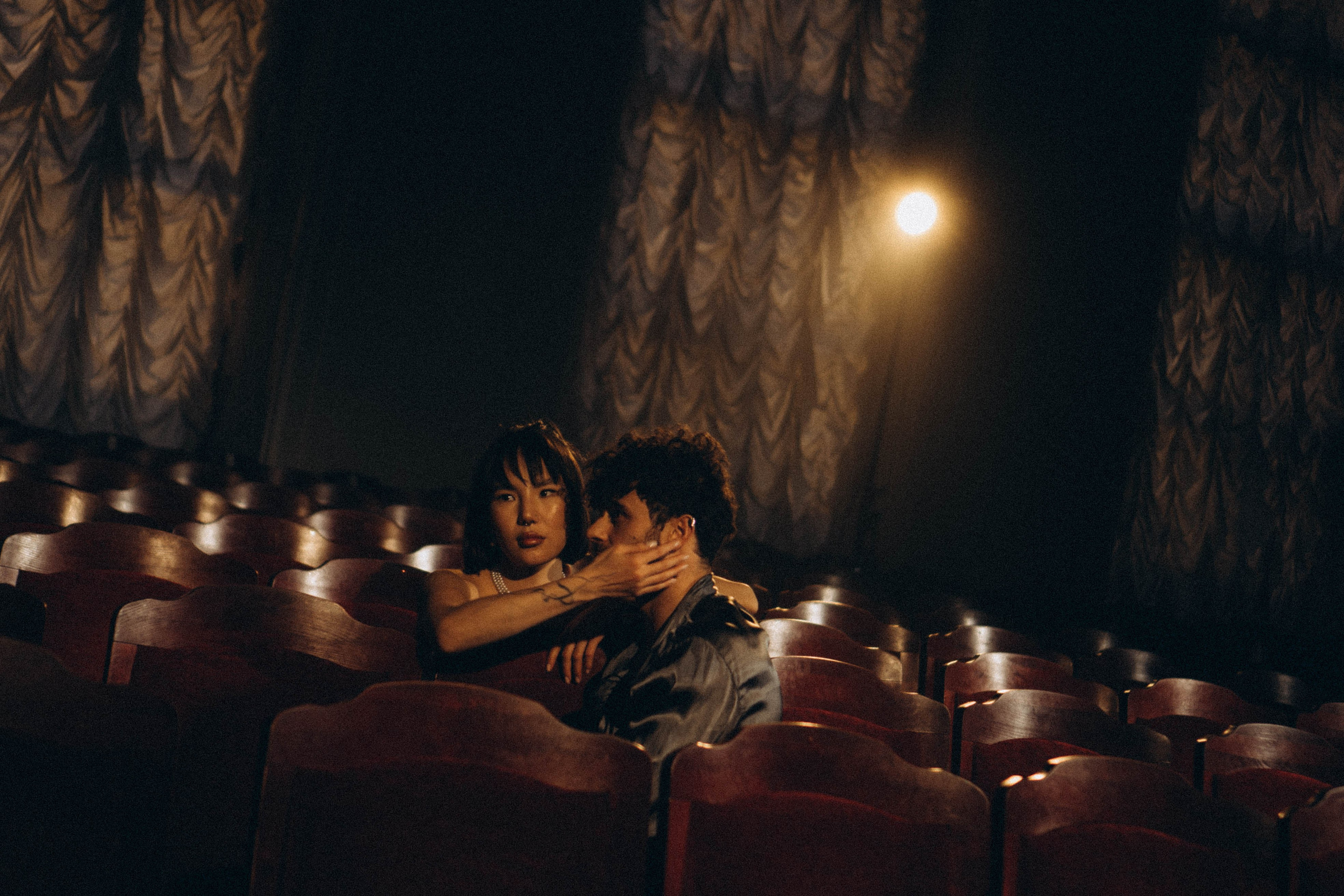 СВАБЕДНАЯ ФОТСЕССИИЯ В ОДНОМ ИЗ ЗАЛОВ НИКОЛАЕВСКОГО ДВОРЦА. Профессиональный фотограф, Санкт-Петербург — Виктория Богомолова