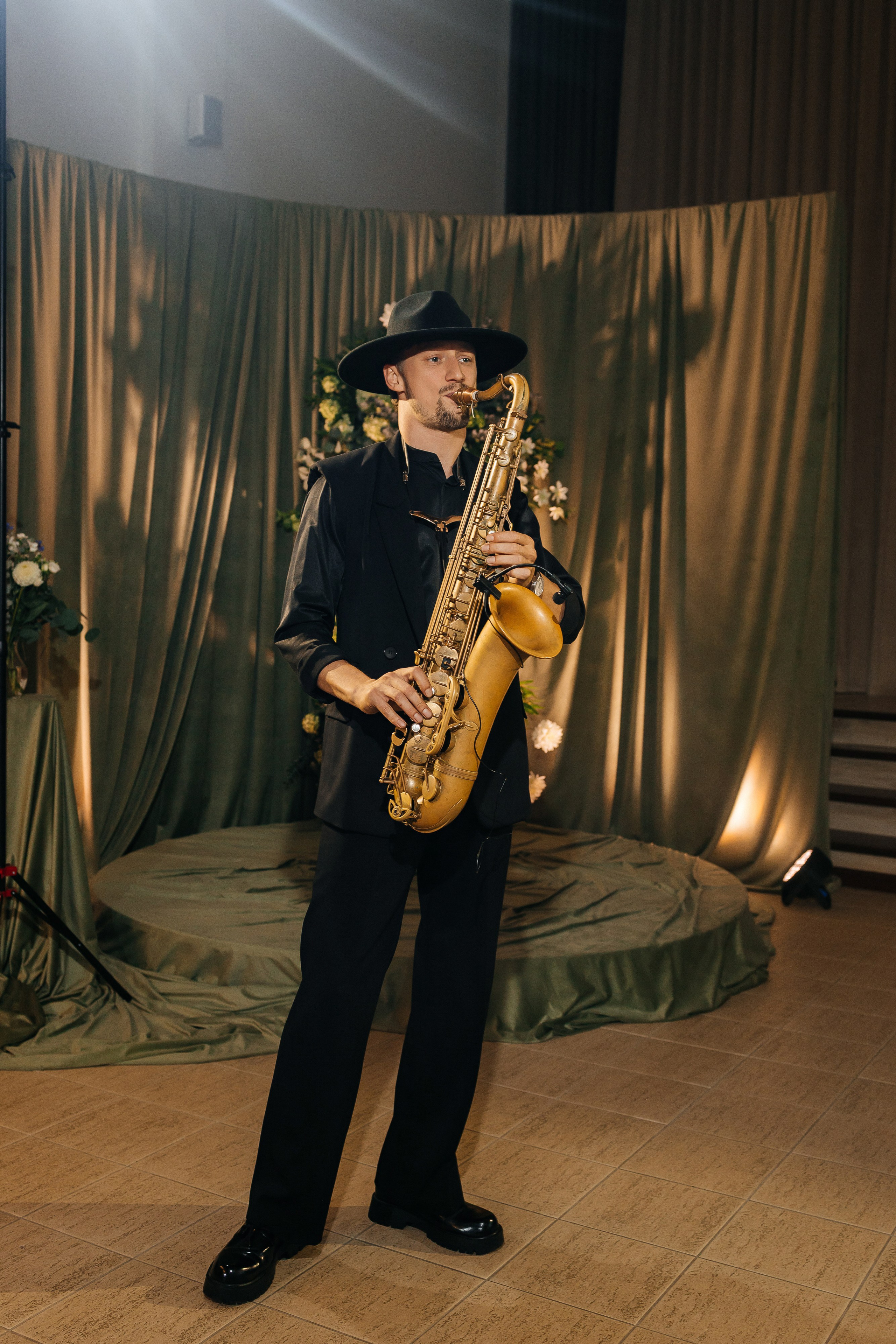 Романтическая выездная церемония. Олег Сверчков | Свадебный фотограф Вологда