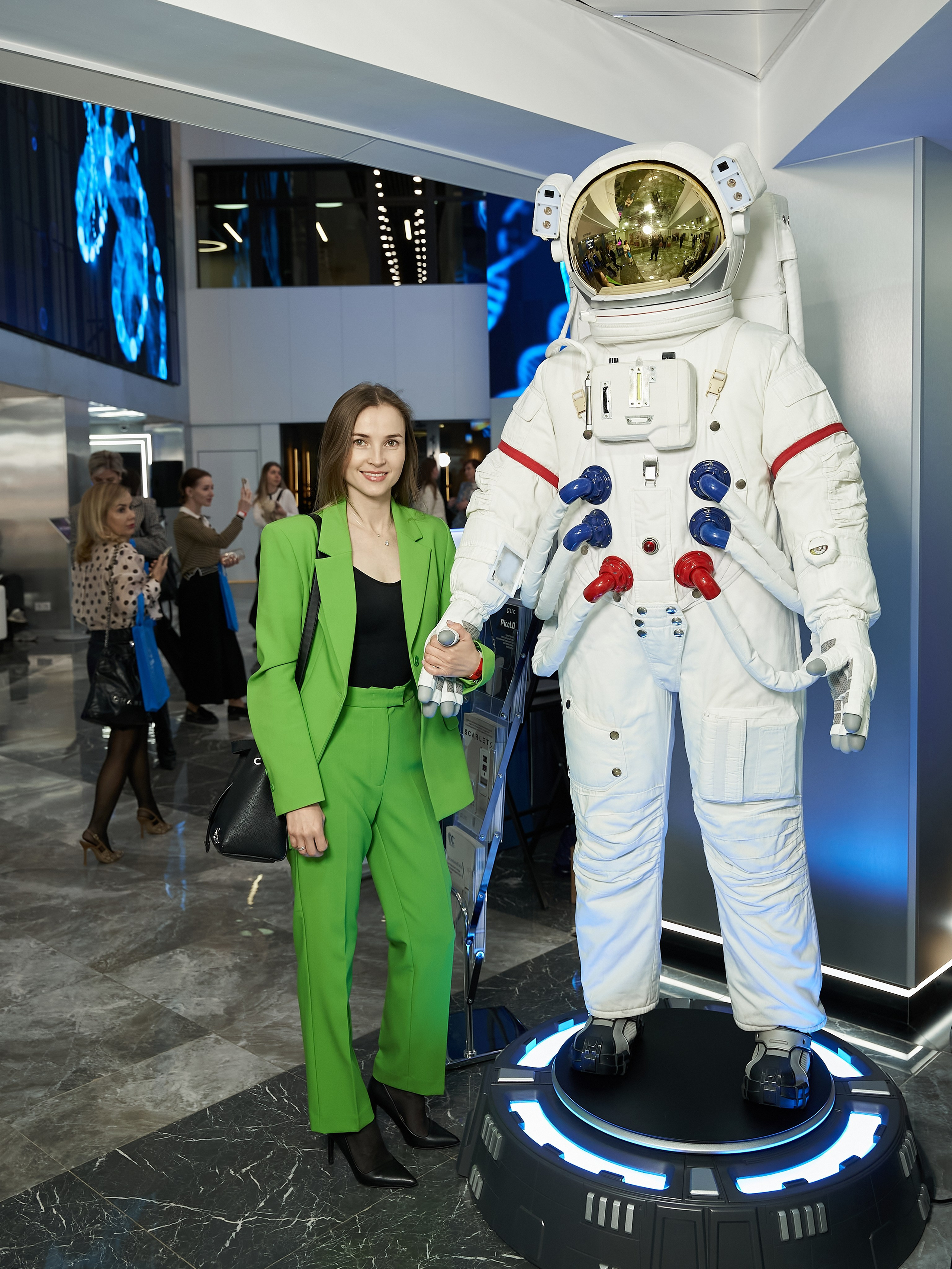 СЛУШАТЕЛИ. PRO-AGELESS