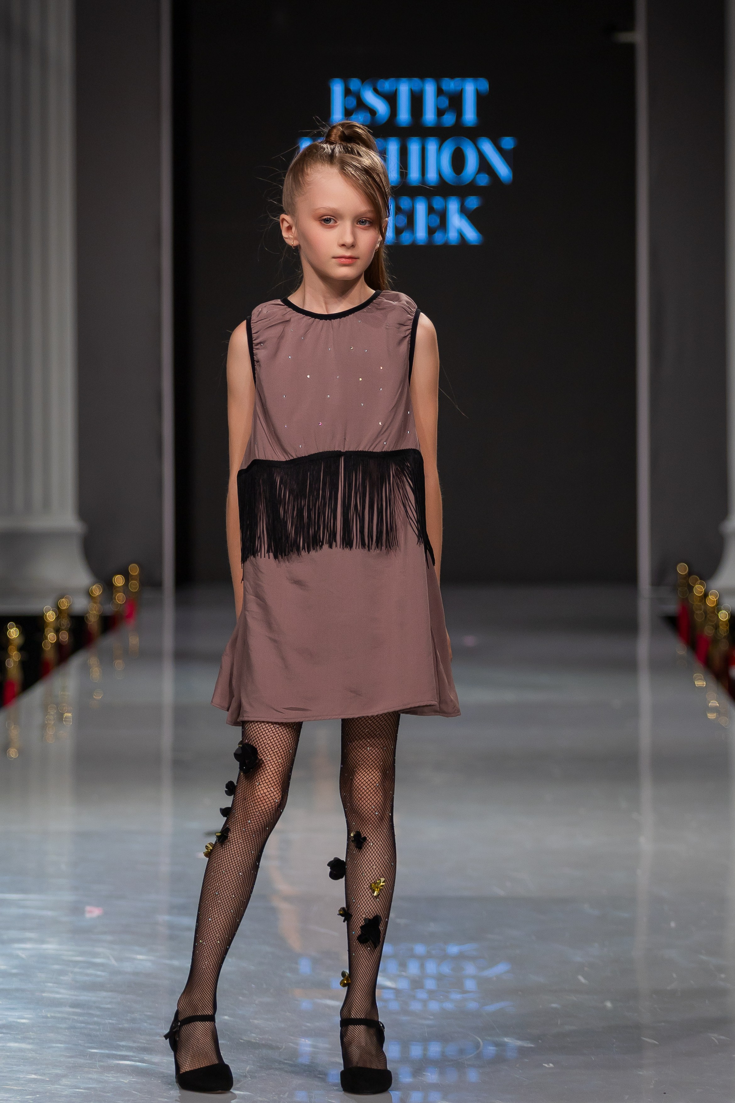 Estet Fashion Week. Photomantis