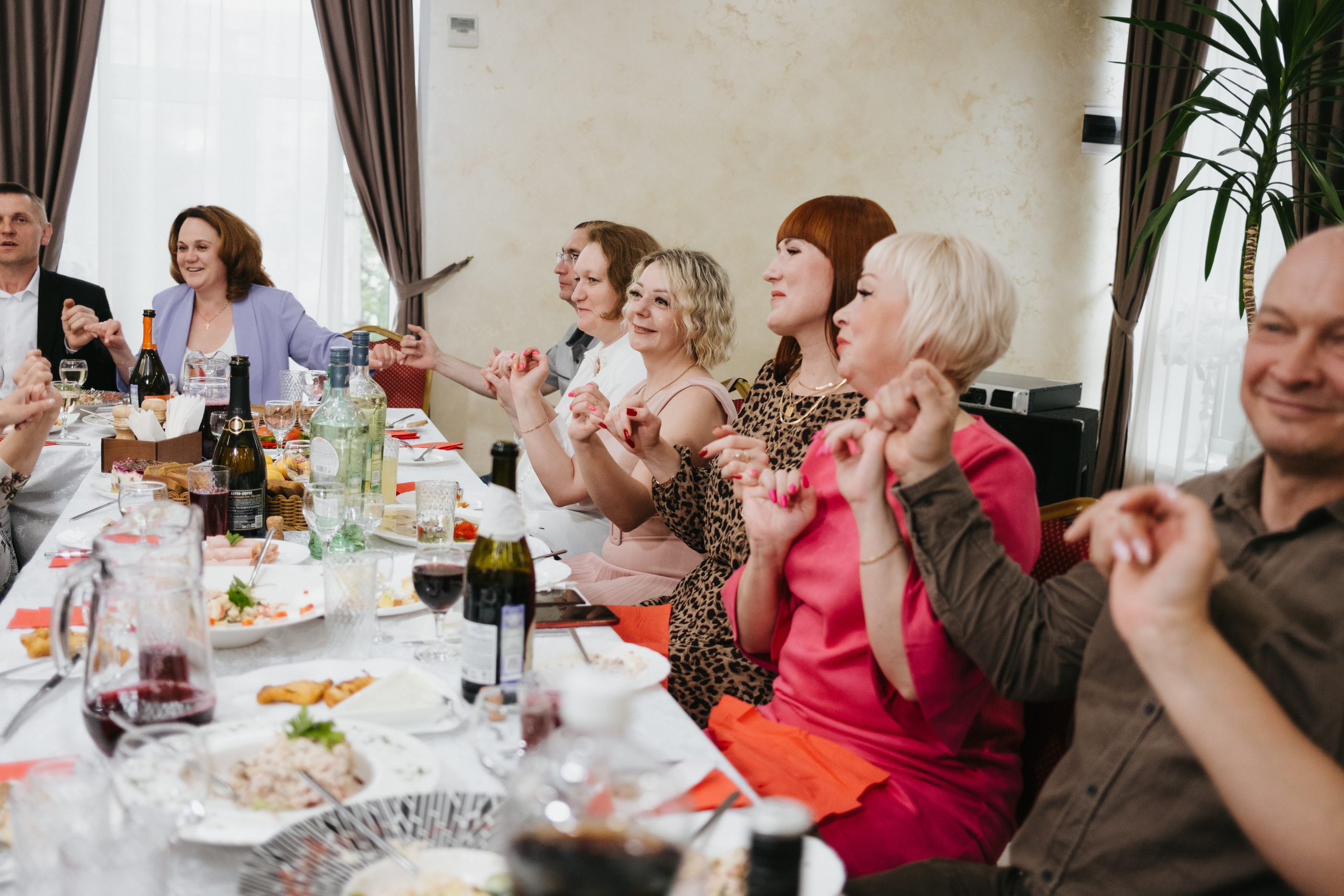 Выпускной 11 класс школы № 30. Свадебный и репортажной фотограф Денис Ожигин в Краснодаре и Краснодарском крае