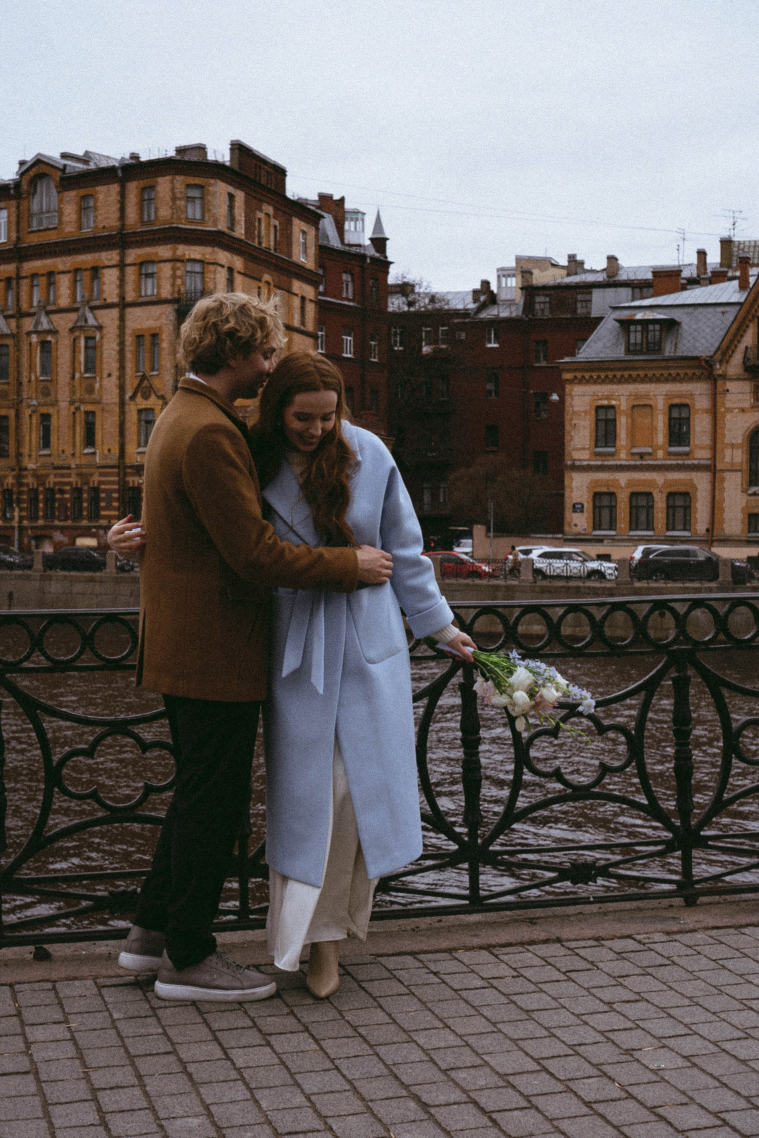 СВАДЕБНАЯ СЬЕМКА В ОТЕЛЕ. СБОРЫ ЖЕНИХА И НЕВЕСТЫ И ТАКЖЕ ТОР И ПОДГОТОВКА К ПРОГУЛКЕ И ПРОГУЛКА ПО ПЕТРОГРАДКЕ. Профессиональный фотограф, Санкт-Петербург — Виктория Богомолова