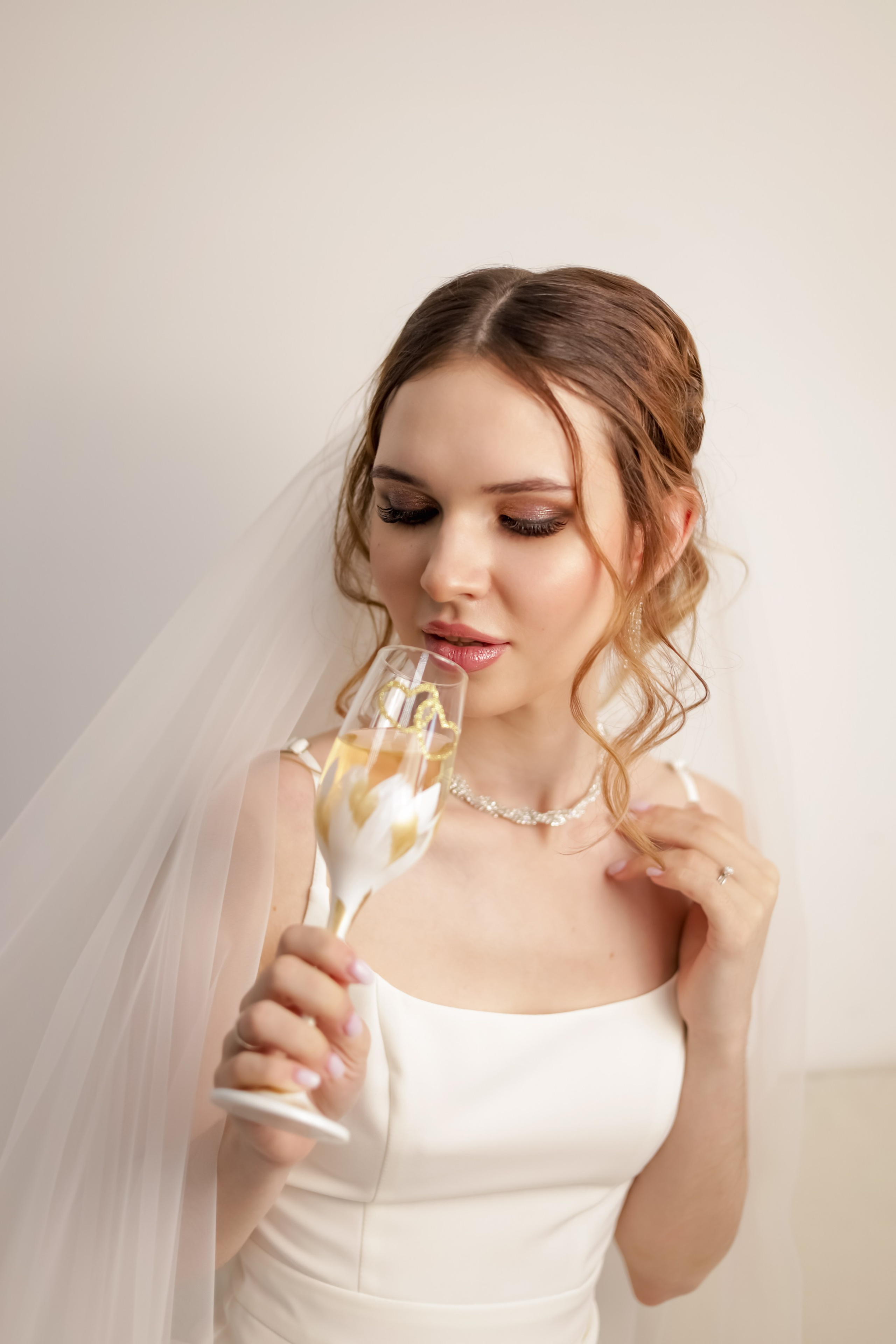 Утро Невесты Елизаветы. Фотограф Людмила Лебединская г. Краснодар (Приморско-Ахтарский р-он)